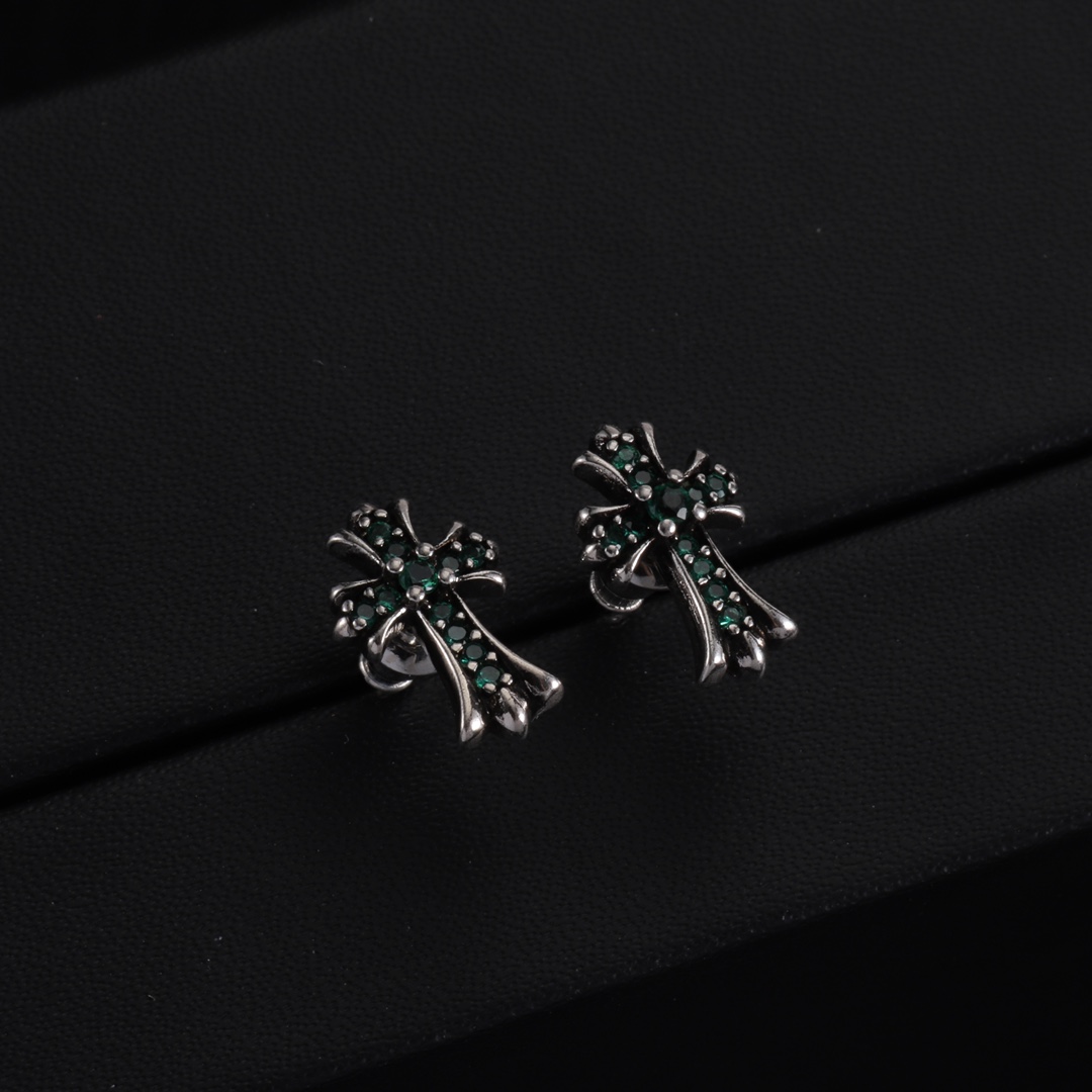 Chrome Heart Earrings - FashionPlug