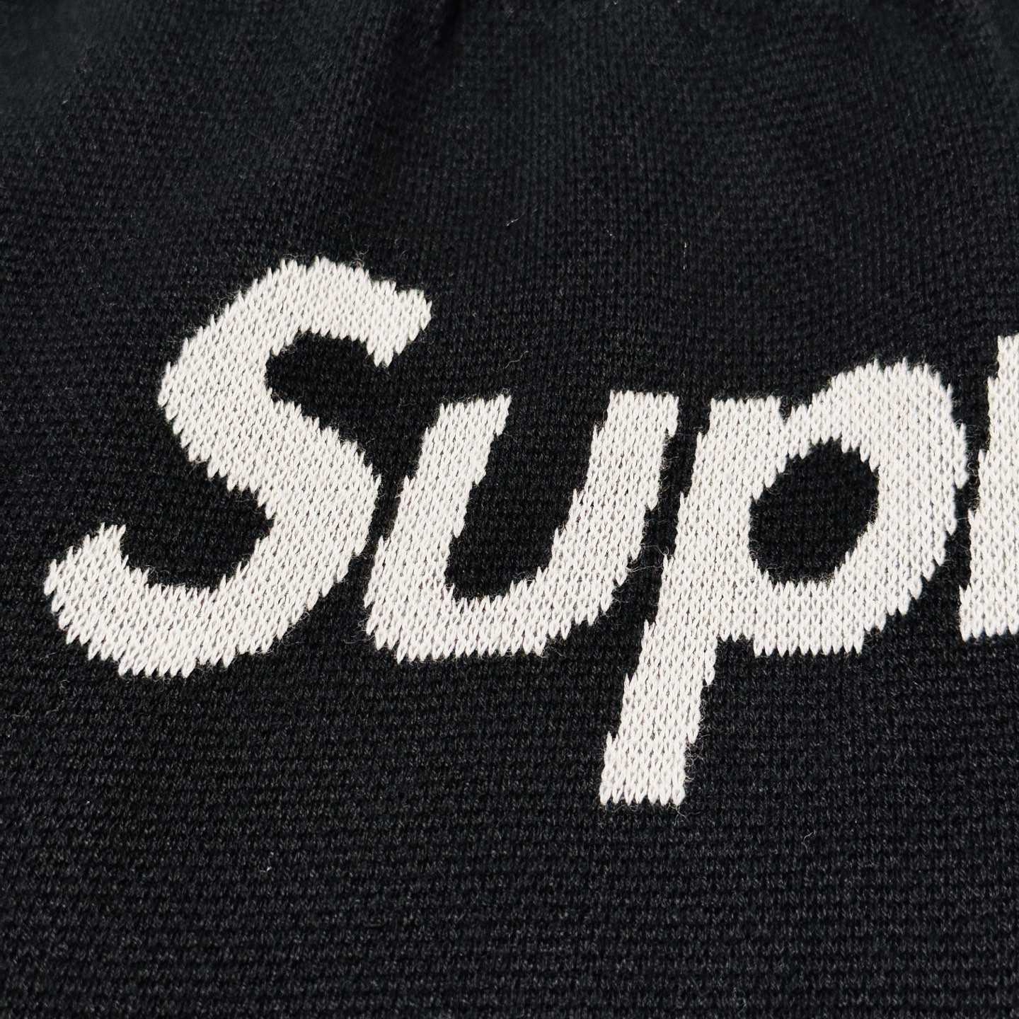Supreme x Umbro Knit Soccer Short 'Black'  - FashionPlug