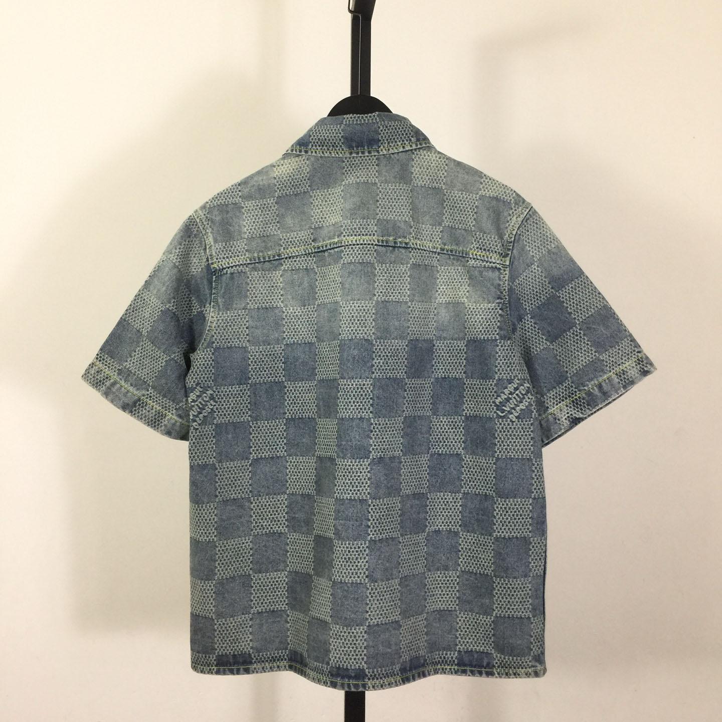 Louis Vuitton Damier 3D Light Denim Short-Sleeved Shirt   1AHVYX - FashionPlug