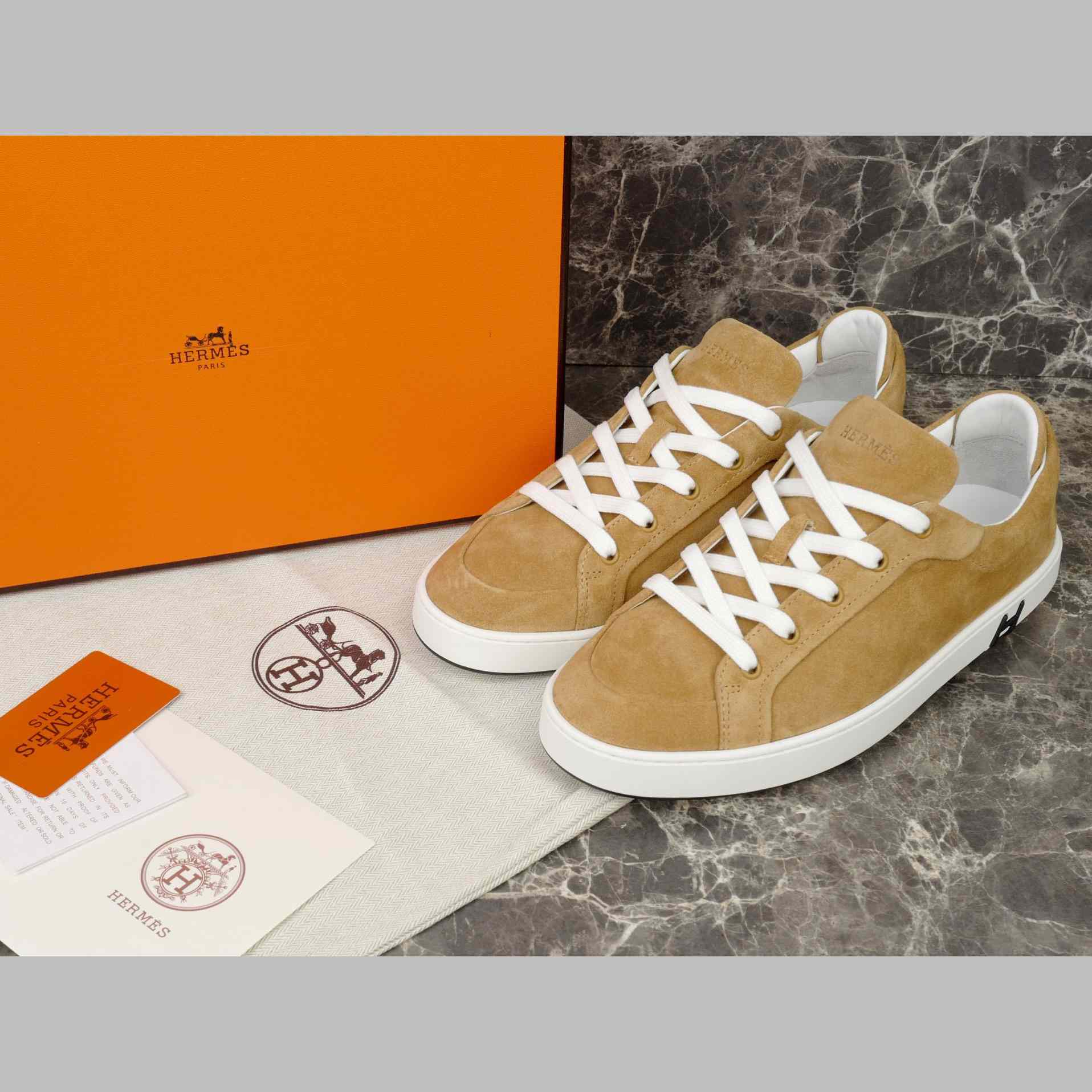 Hermes Kid Sneaker - FashionPlug