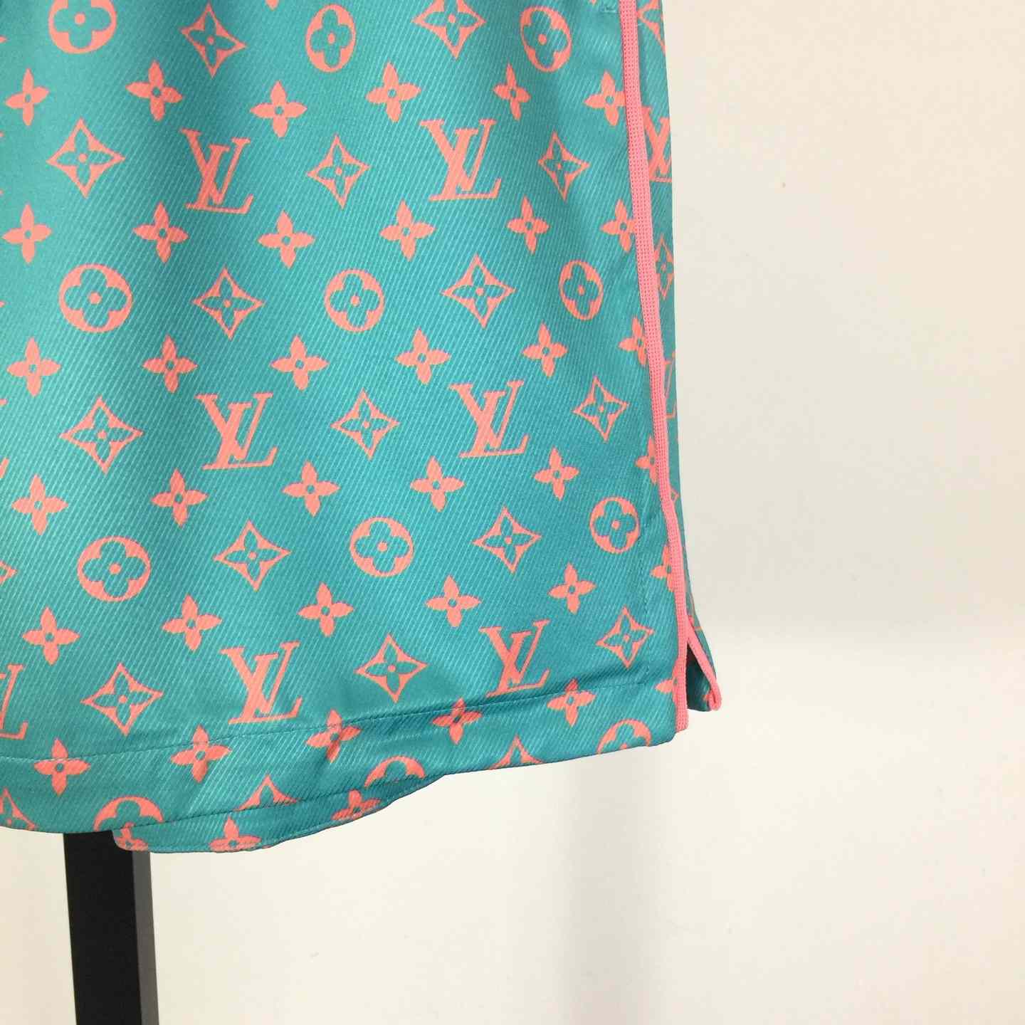 Louis Vuitton Monogram Silk Shorts   1AHVQI - FashionPlug