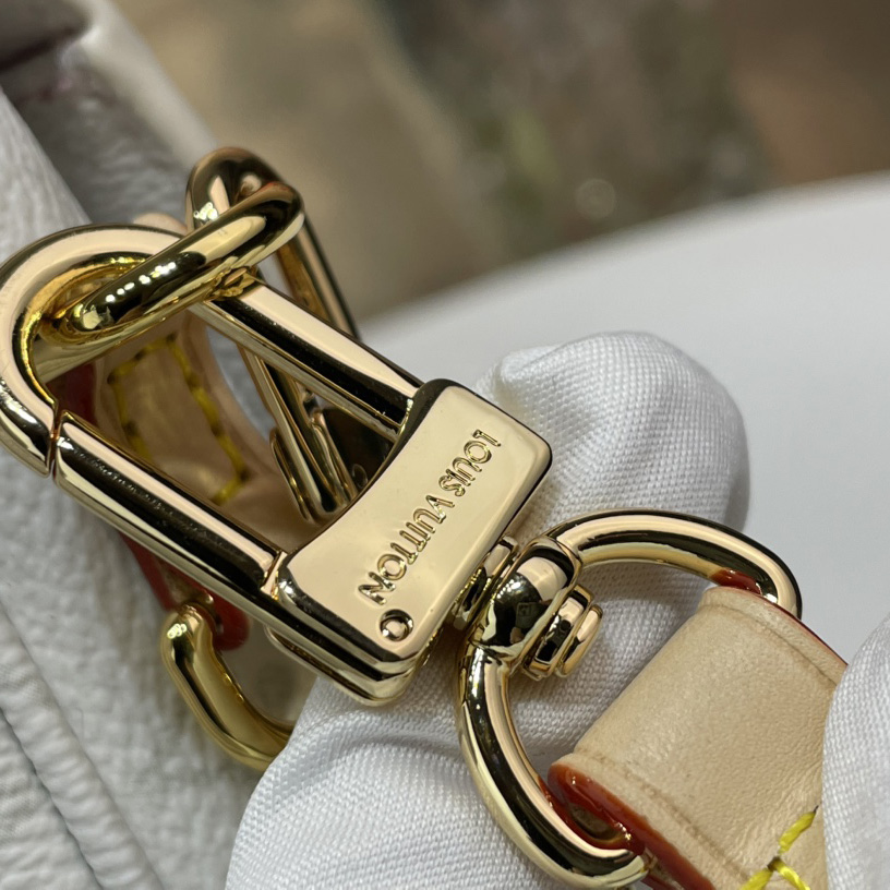 Louis Vuitton LV x TM Pochette Métis East West   M14231 - FashionPlug