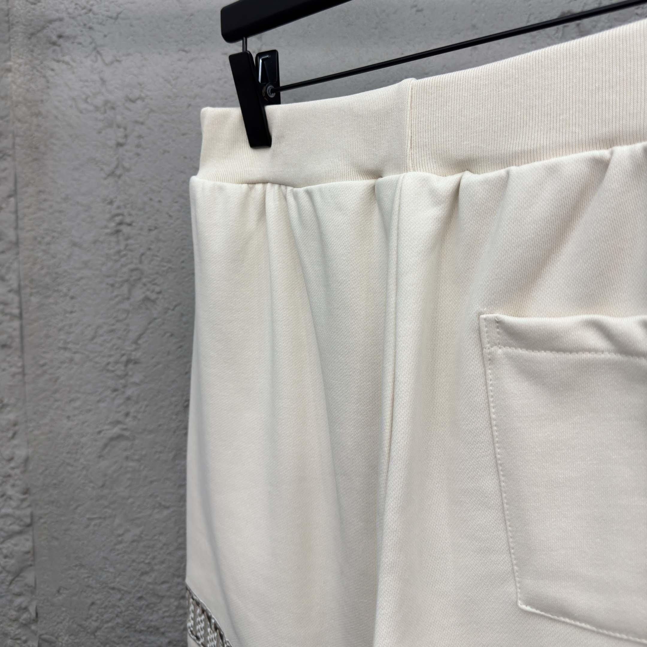 Louis Vuitton Embellished Shorts   1AHW38 - FashionPlug