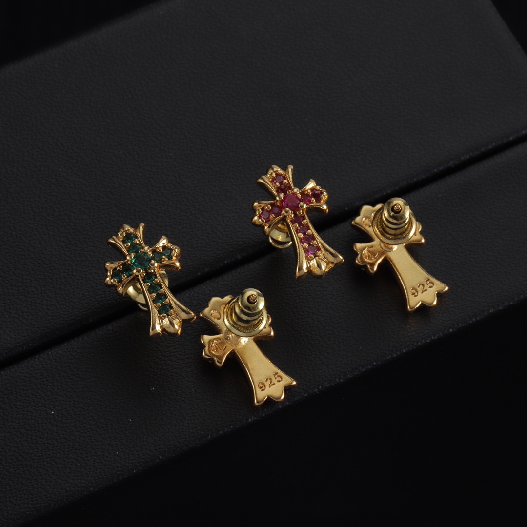Chrome Heart Earrings - FashionPlug