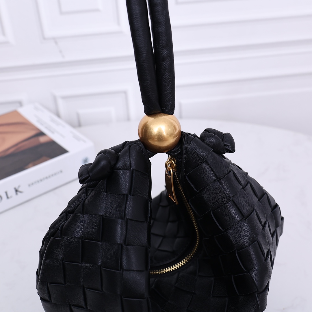 Bottega Veneta Turn Pouch （29X19X3CM） - FashionPlug