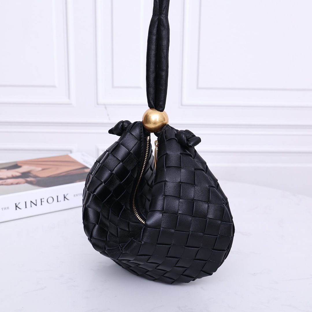 Bottega Veneta Turn Pouch （29X19X3CM） - FashionPlug