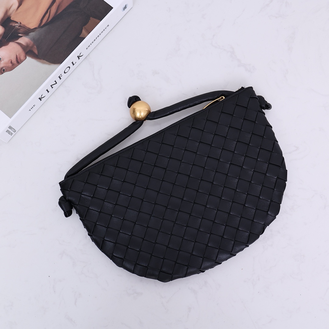 Bottega Veneta Turn Pouch （29X19X3CM） - FashionPlug