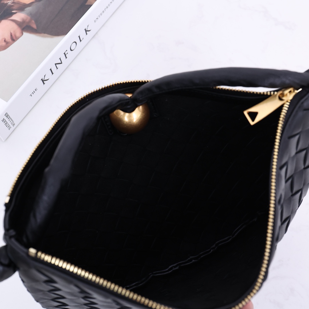 Bottega Veneta Turn Pouch （29X19X3CM） - FashionPlug