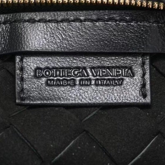 Bottega Veneta Turn Pouch （29X19X3CM） - FashionPlug