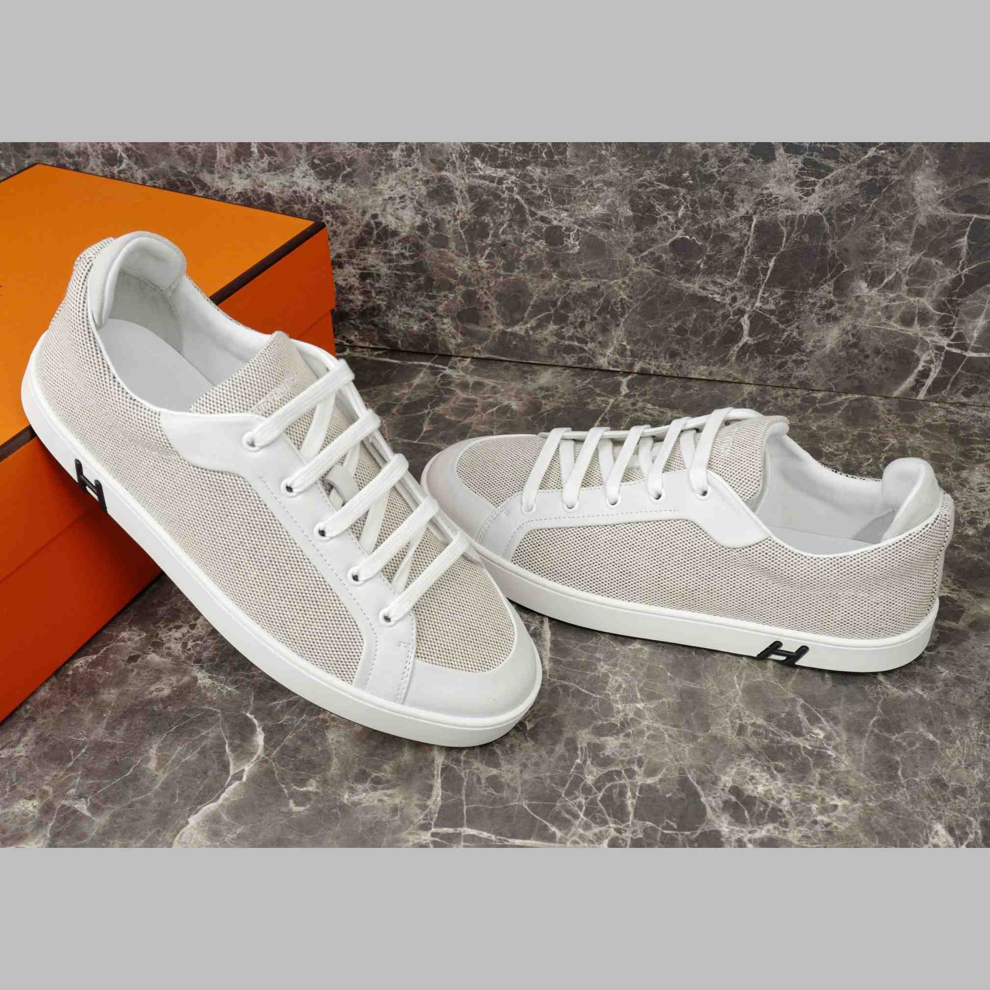 Hermes Kid Sneaker - FashionPlug