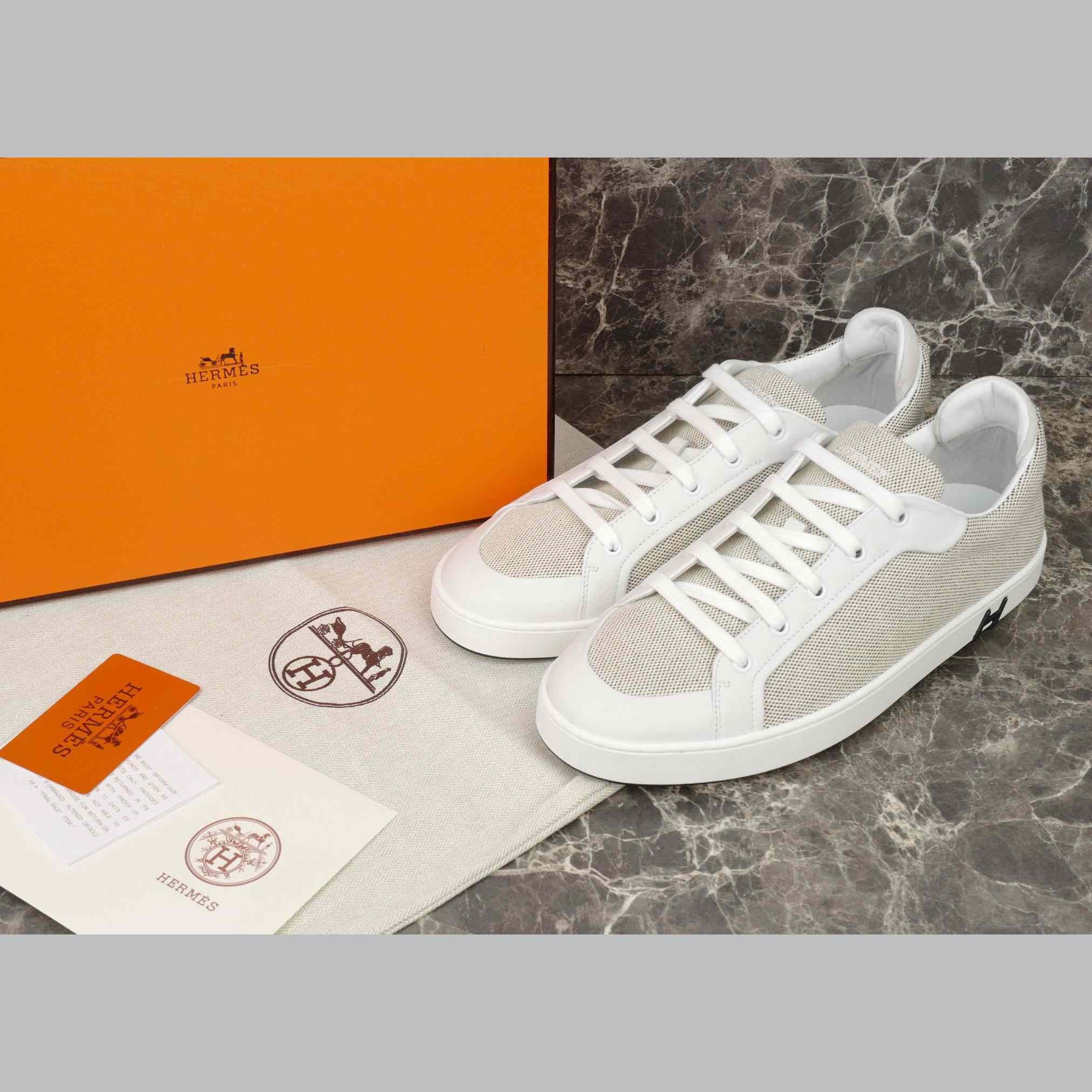 Hermes Kid Sneaker - FashionPlug