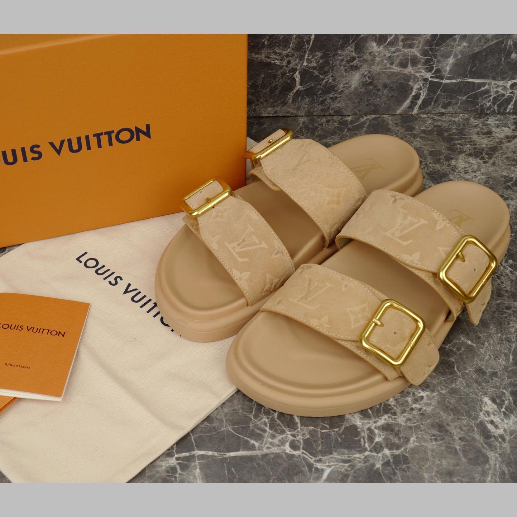 Louis Vuitton LV Venice Mule  1AHSKJ - FashionPlug
