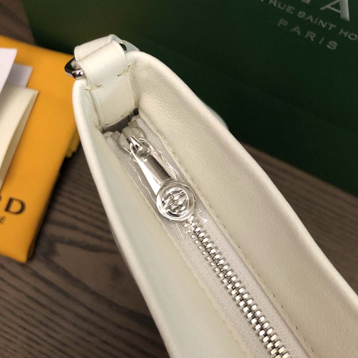 Goyard Conti Pouch - FashionPlug