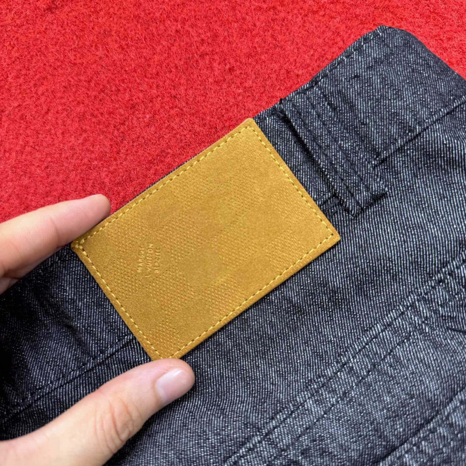 Louis Vuitton Chambray Shorts   1AHVC4 - FashionPlug