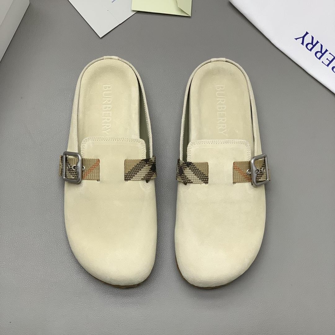 Burberry Suede Urchin Clogs - FashionPlug