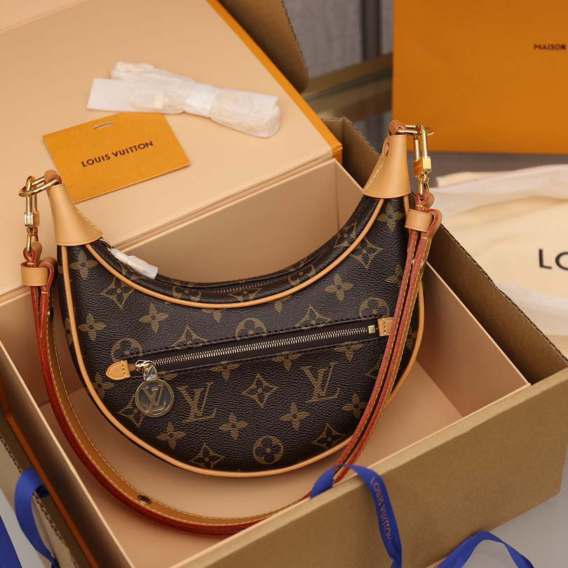 Louis Vuitton Loop  (23-13-6cm) M81098 - FashionPlug
