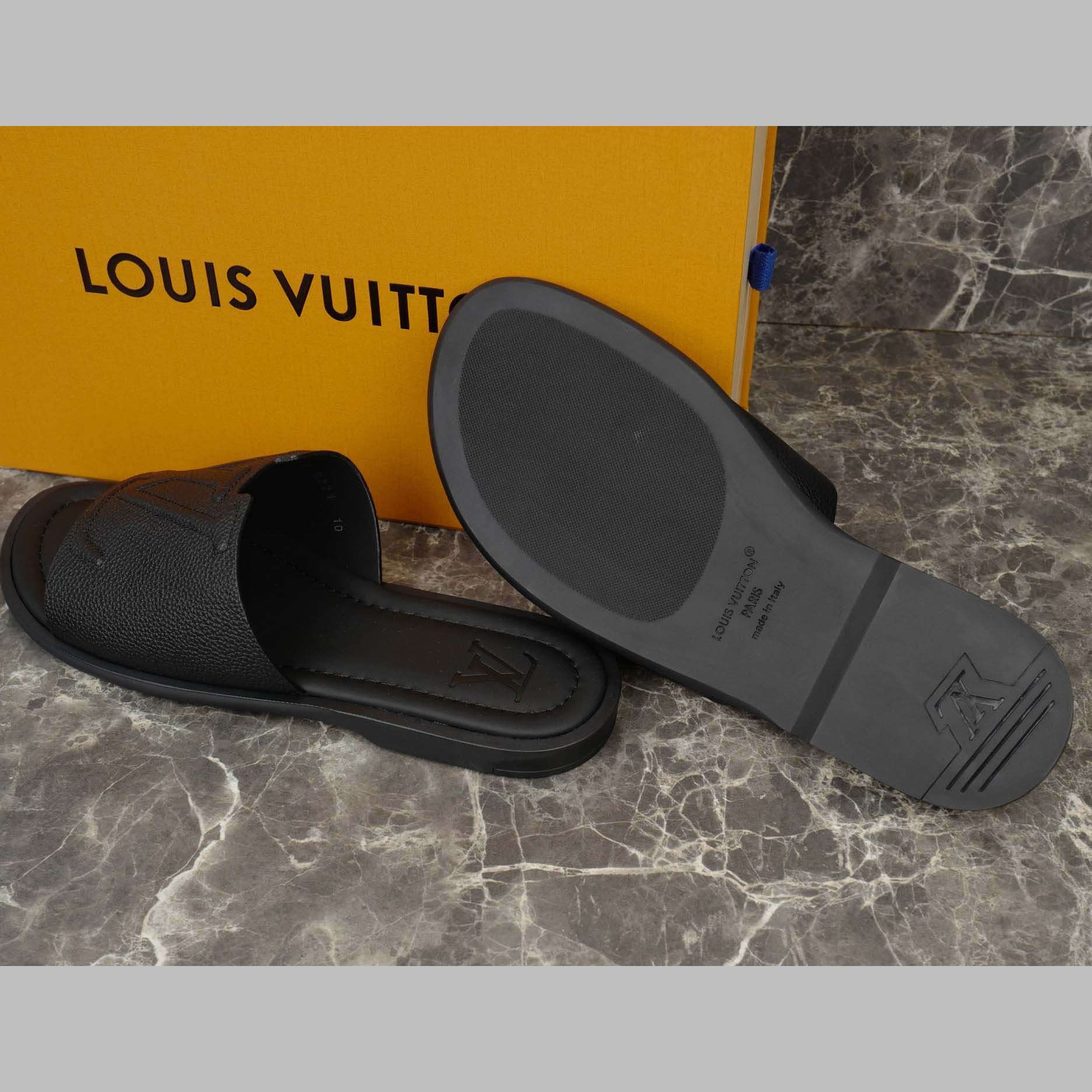Louis Vuitton LV Portofino Mule   1AHSGN - FashionPlug