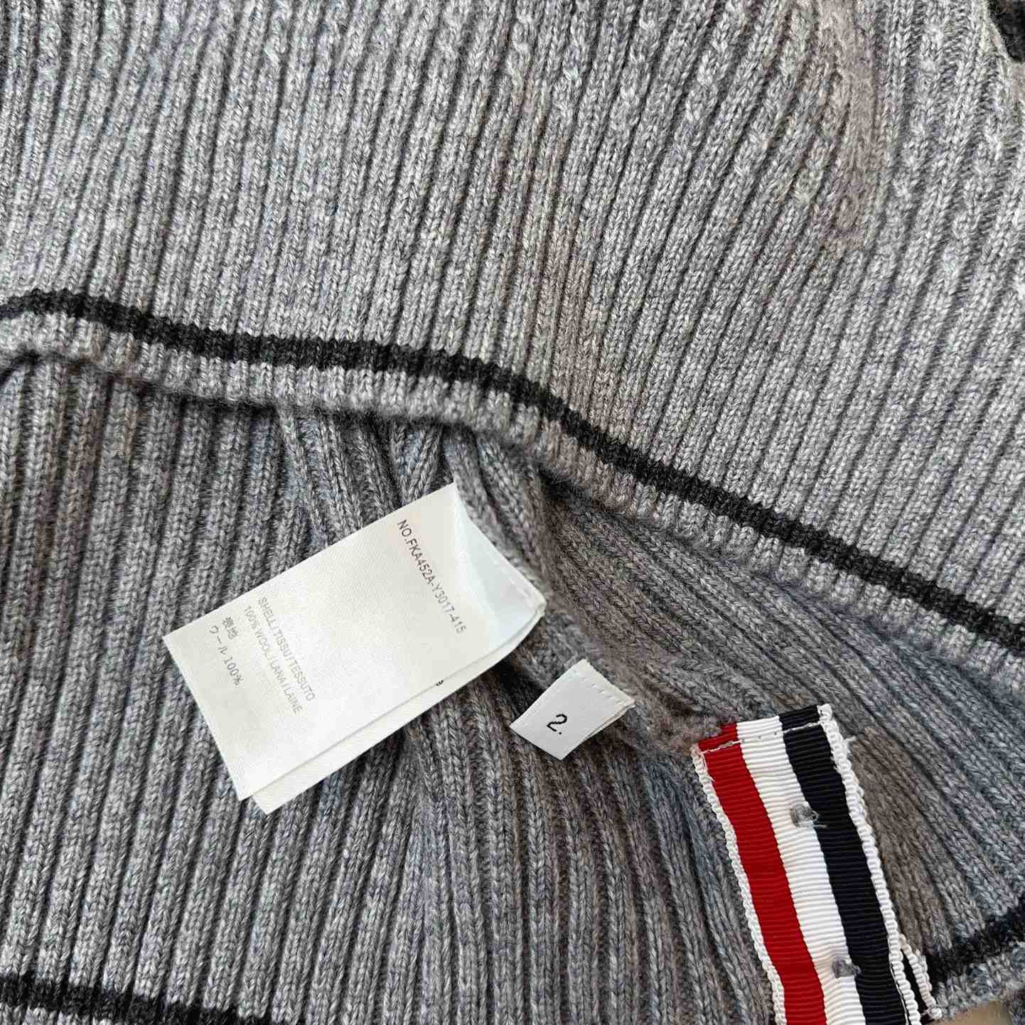 Thom Browne Knitted Sweater yf1217  (50% Off Sale) - FashionPlug