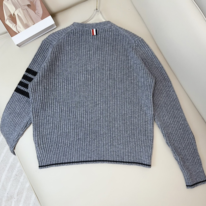Thom Browne Knitted Sweater yf1217  (50% Off Sale) - FashionPlug