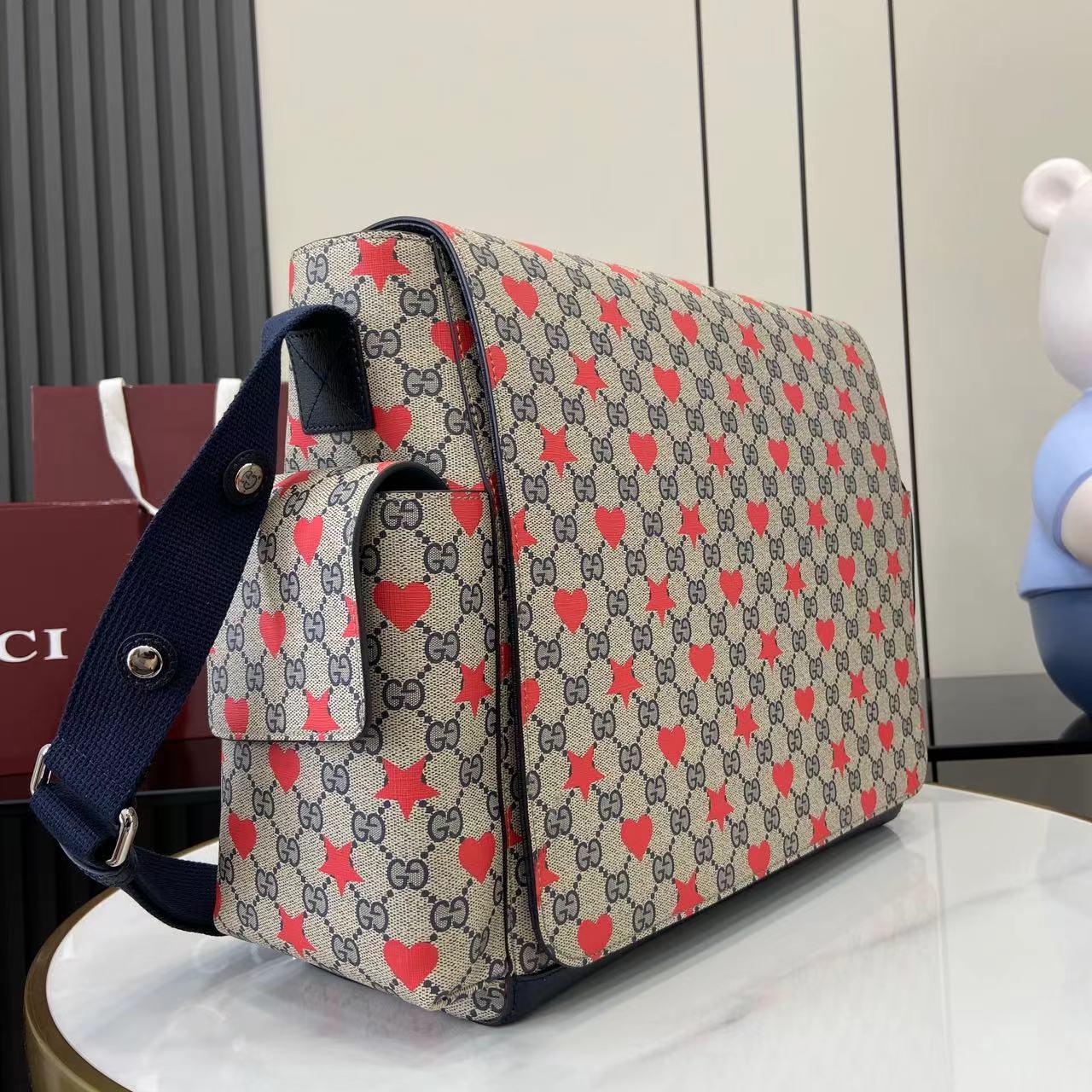 Gucci Large Changing Bag - FashionPlug