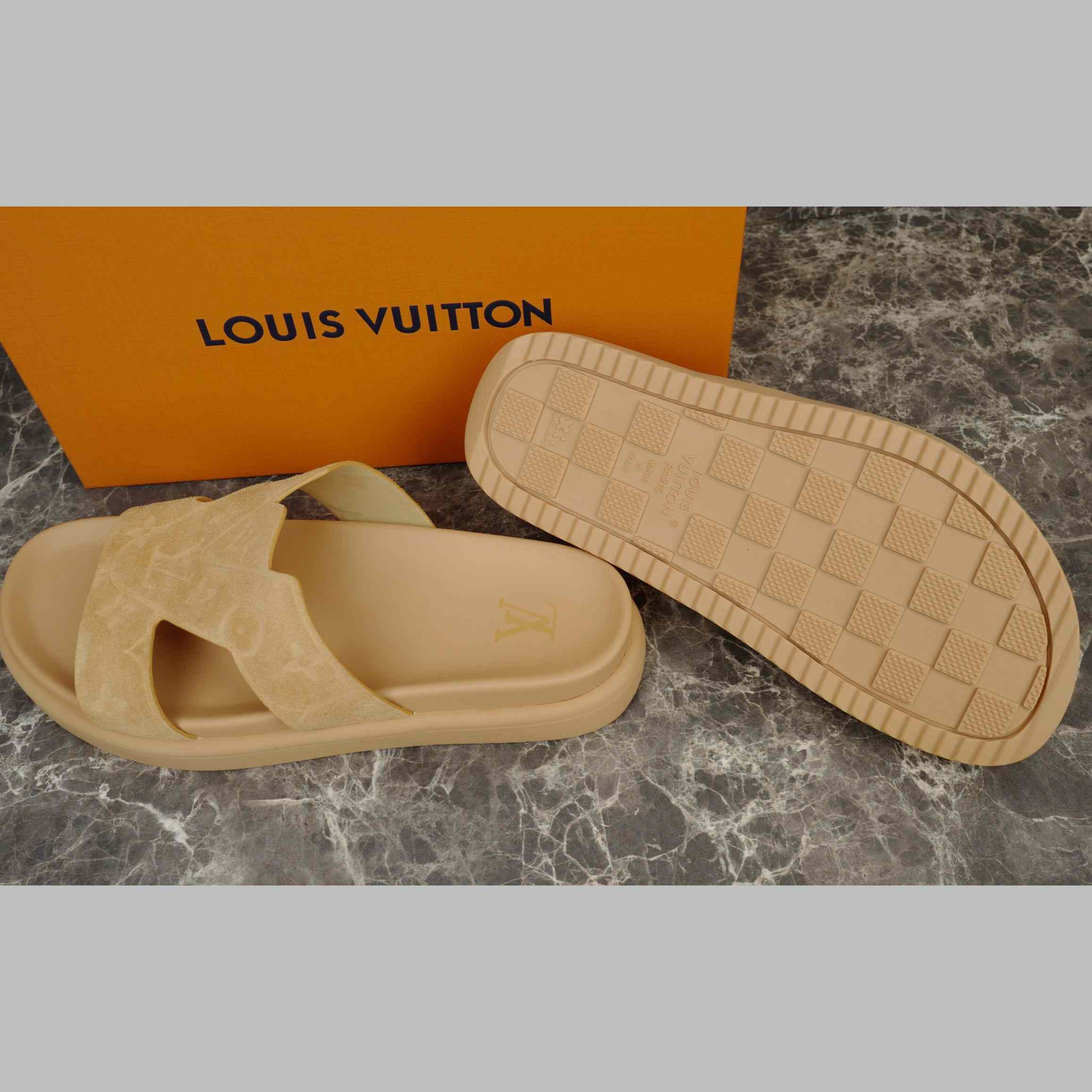 Louis Vuitton LV Oasis Mule   1AHSET - FashionPlug