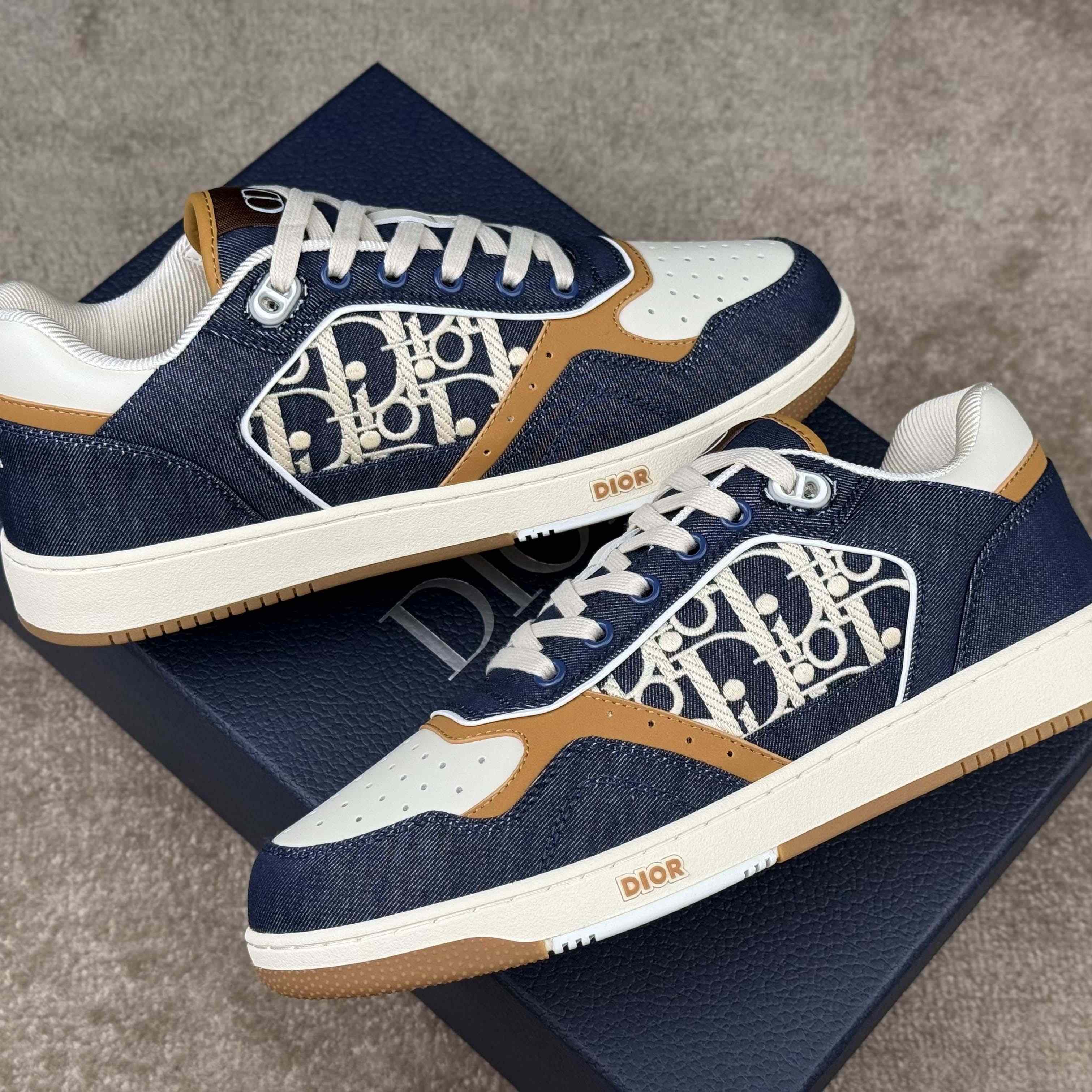 Dior B27 Uptown Low-Top Sneaker   - FashionPlug