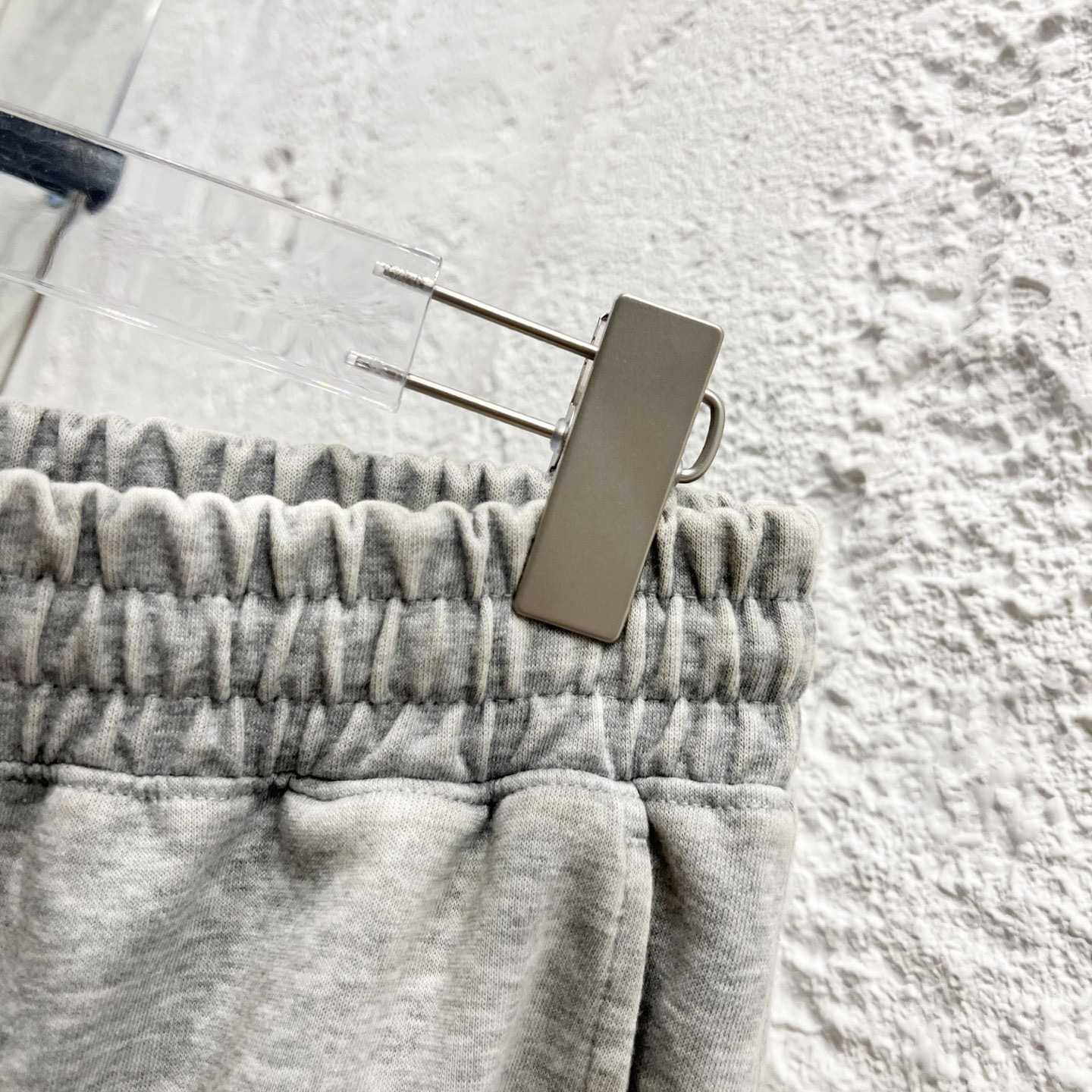 Prada Shorts    - FashionPlug