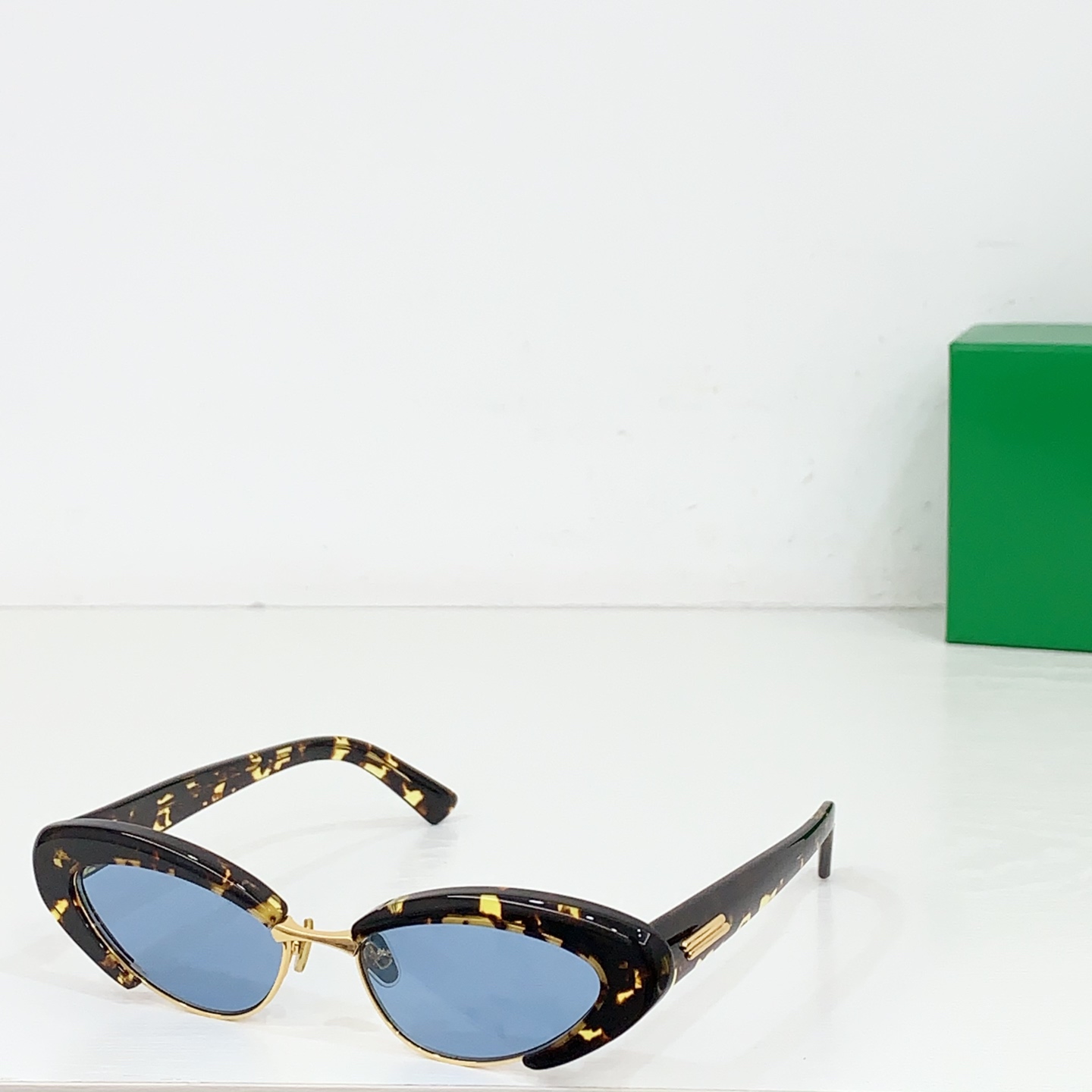 Bottega Veneta Angle Cat Eye Sunglasses    - FashionPlug