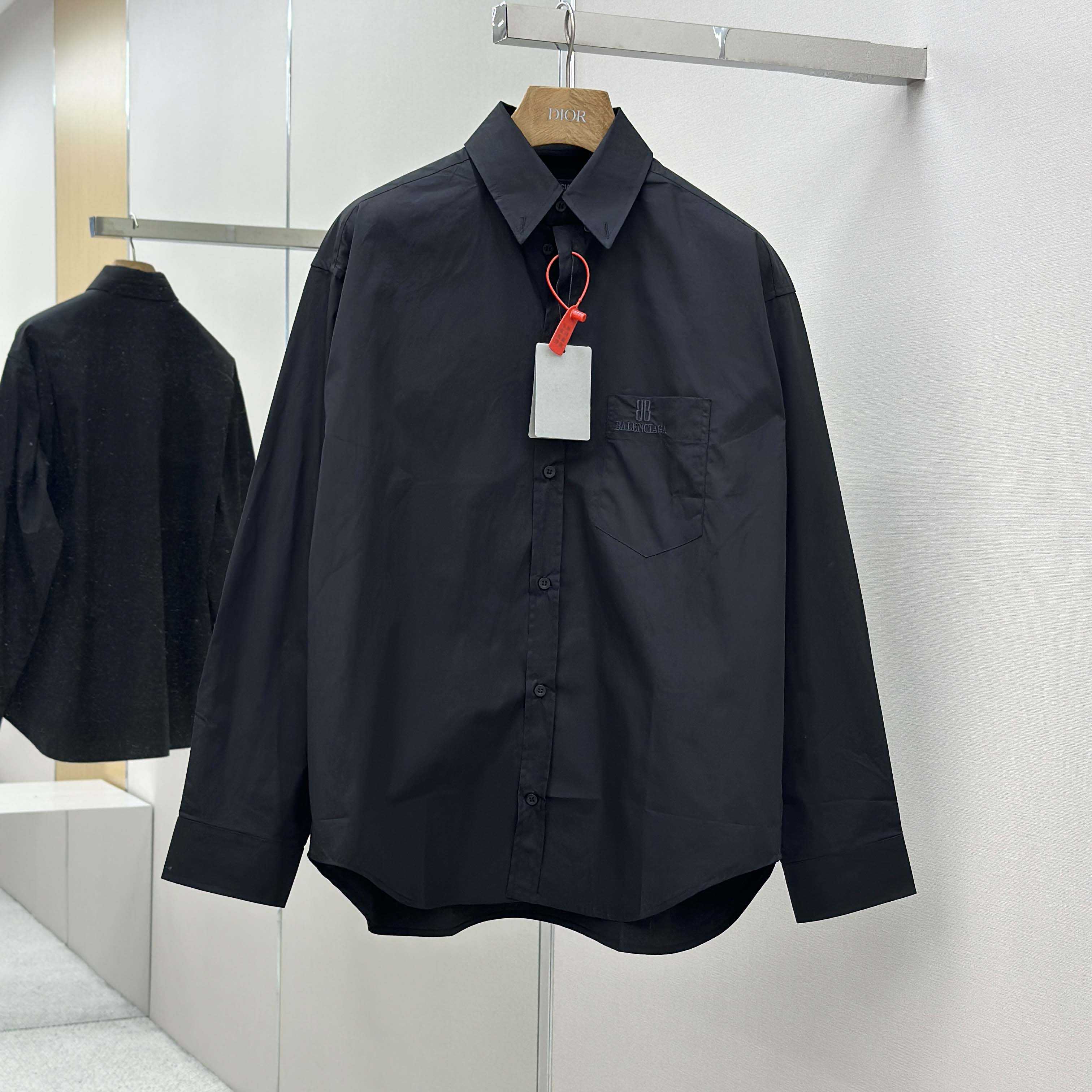 Balenciaga Large Fit Shirt In Black Cotton Poplin - FashionPlug