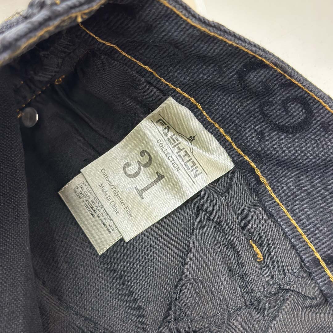 Gucci GG Jeans - FashionPlug