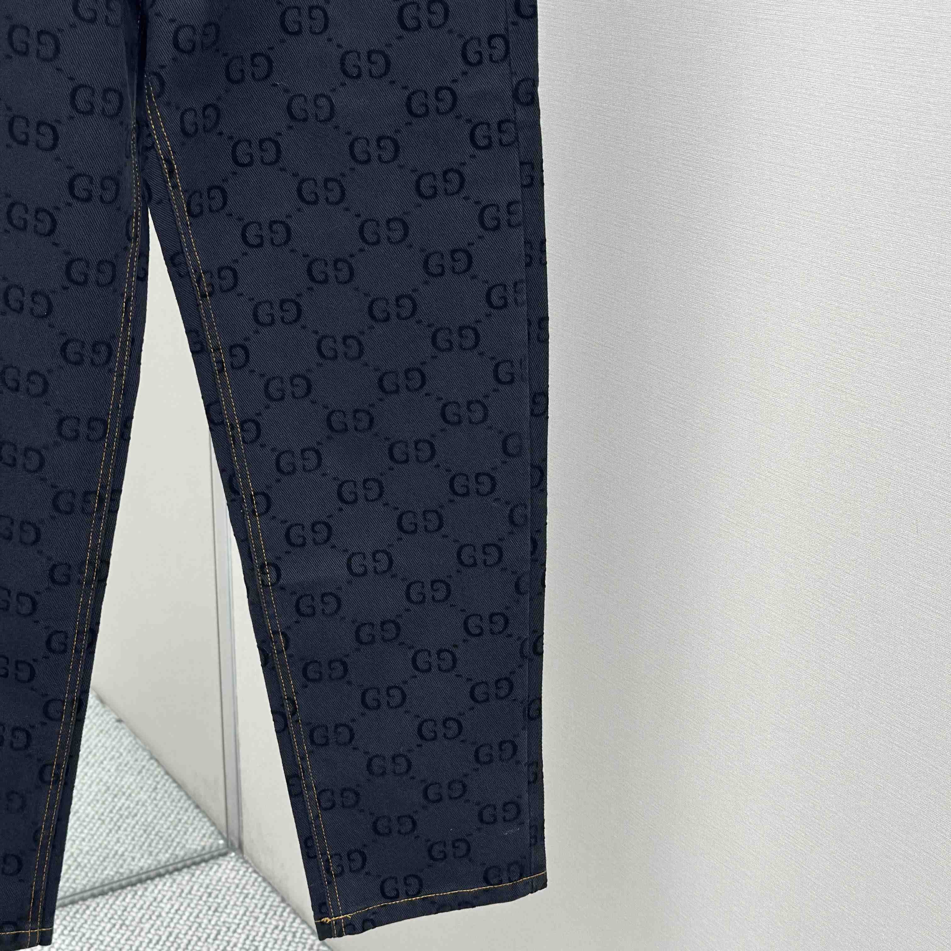 Gucci GG Jeans - FashionPlug