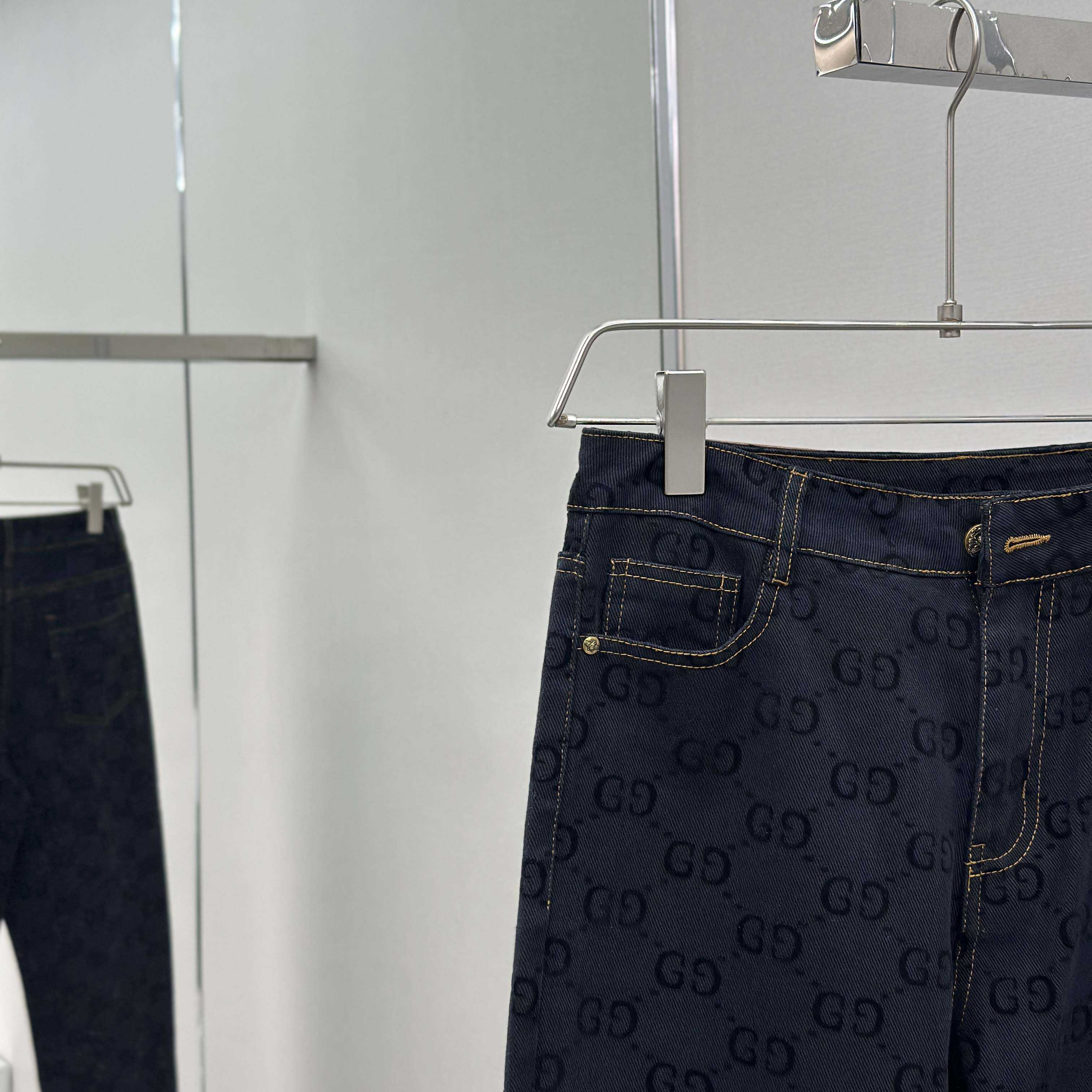 Gucci GG Jeans - FashionPlug