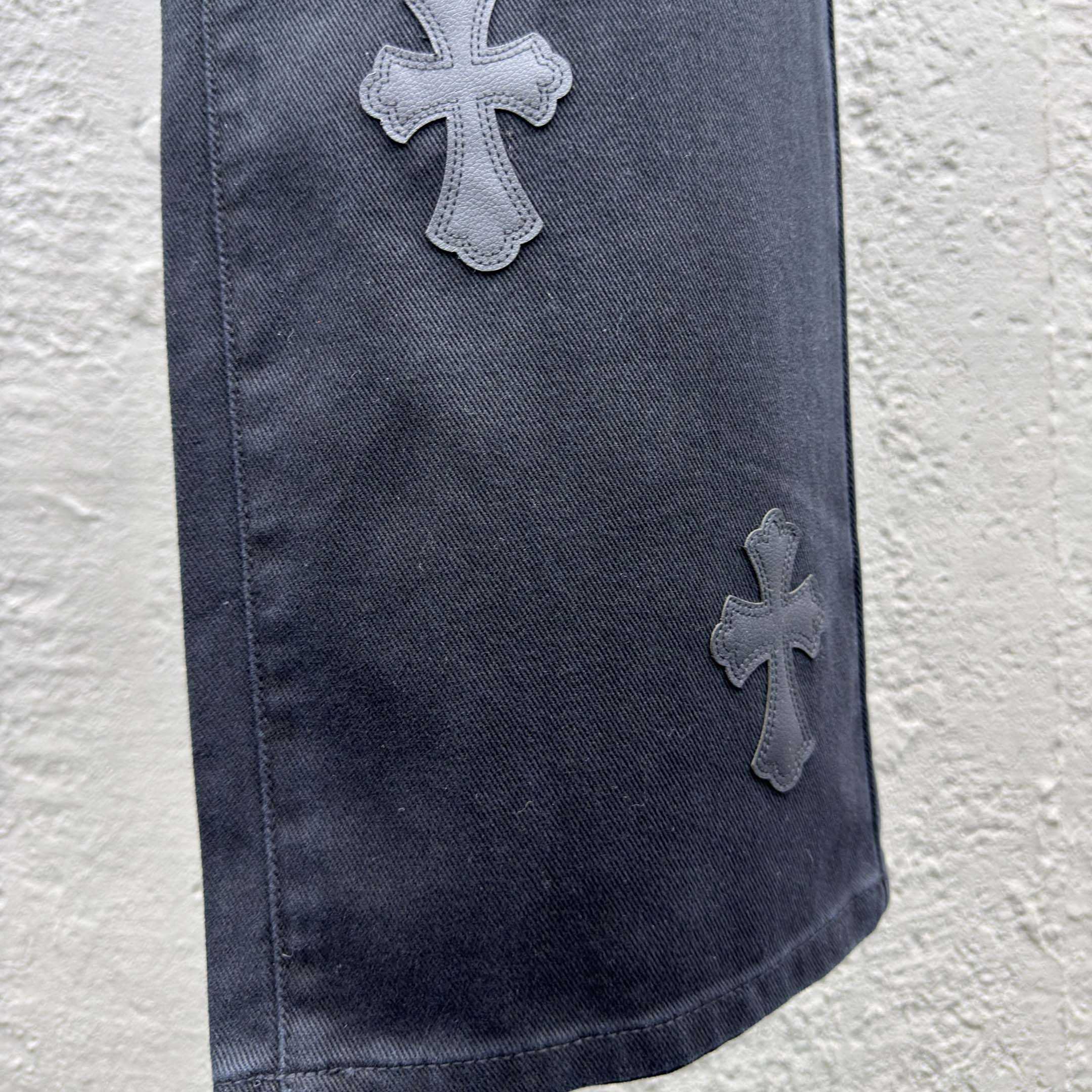 Chrome Hearts Jeans - FashionPlug