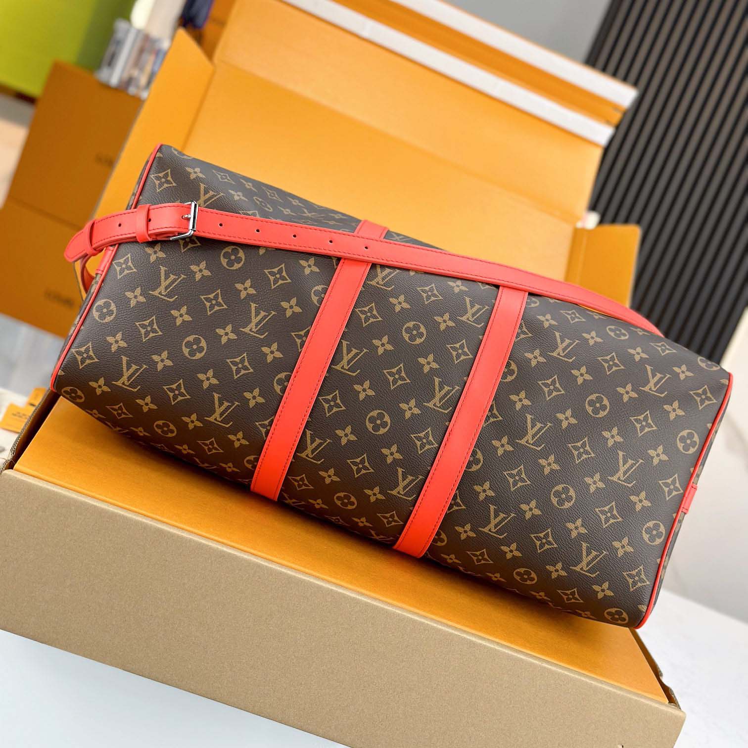 Louis Vuitton Keepall Bandoulière 50  N46769 - FashionPlug