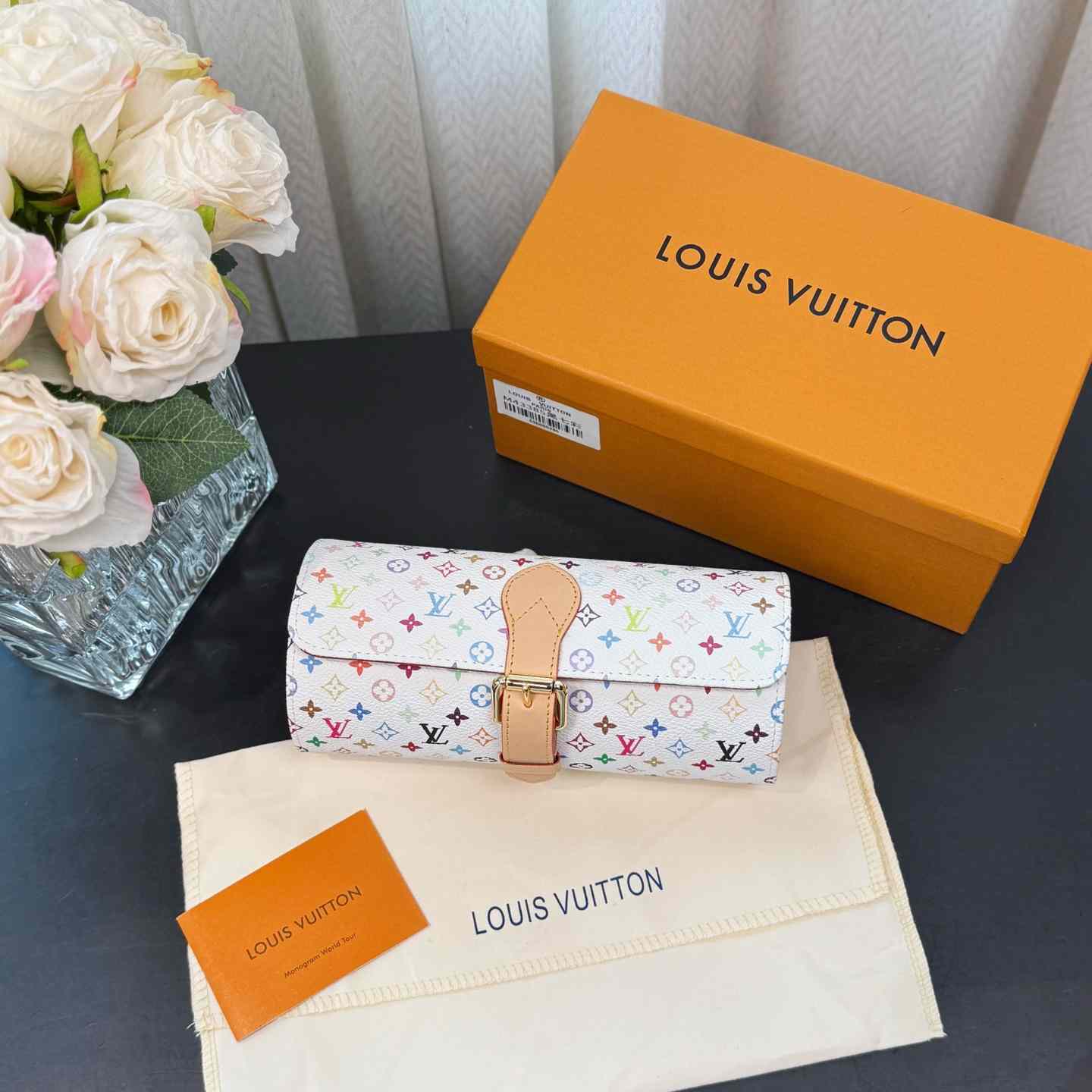Louis Vuitton 3 Watch Case    - FashionPlug