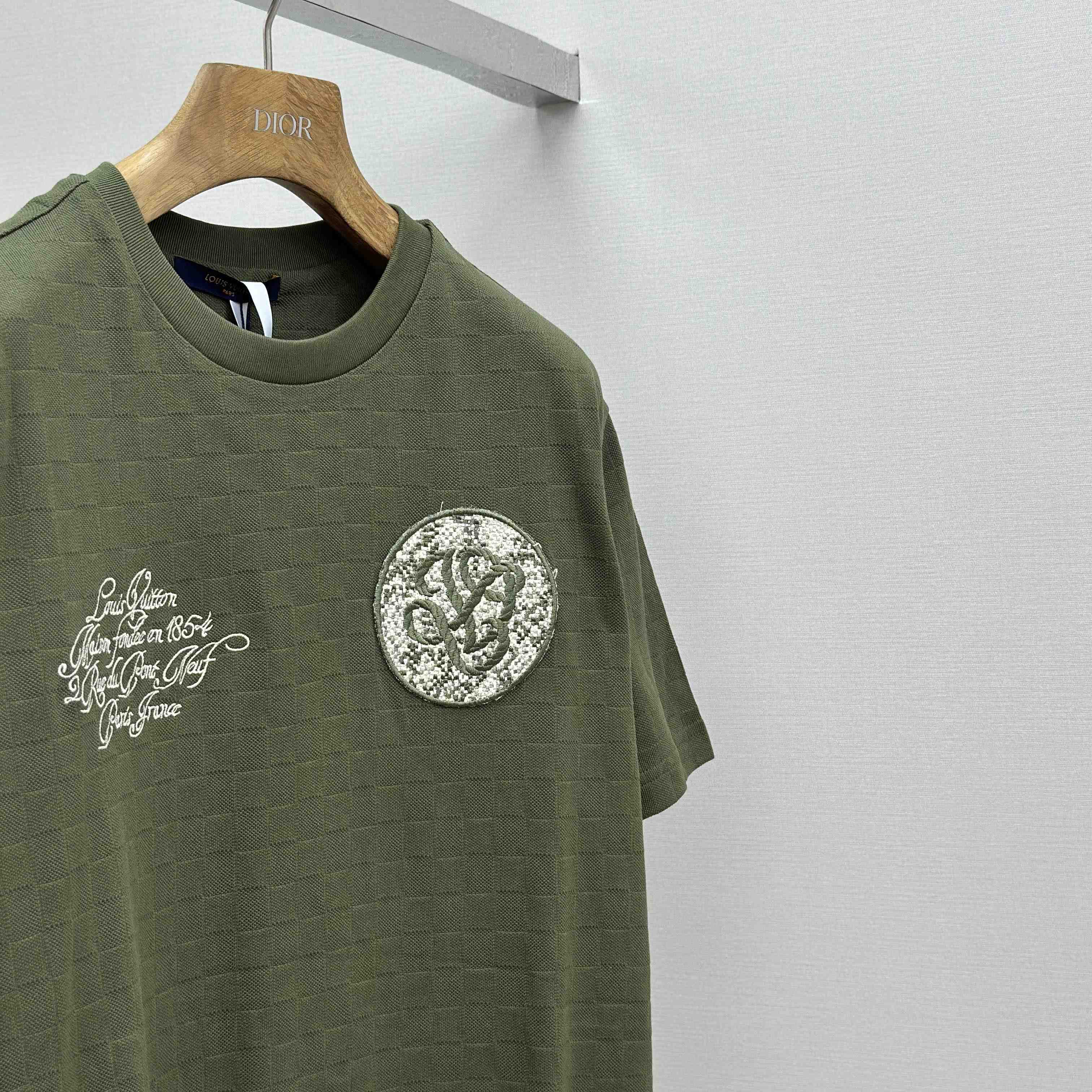 Louis Vuitton Damier Pique T-Shirt   1AGKLH - FashionPlug