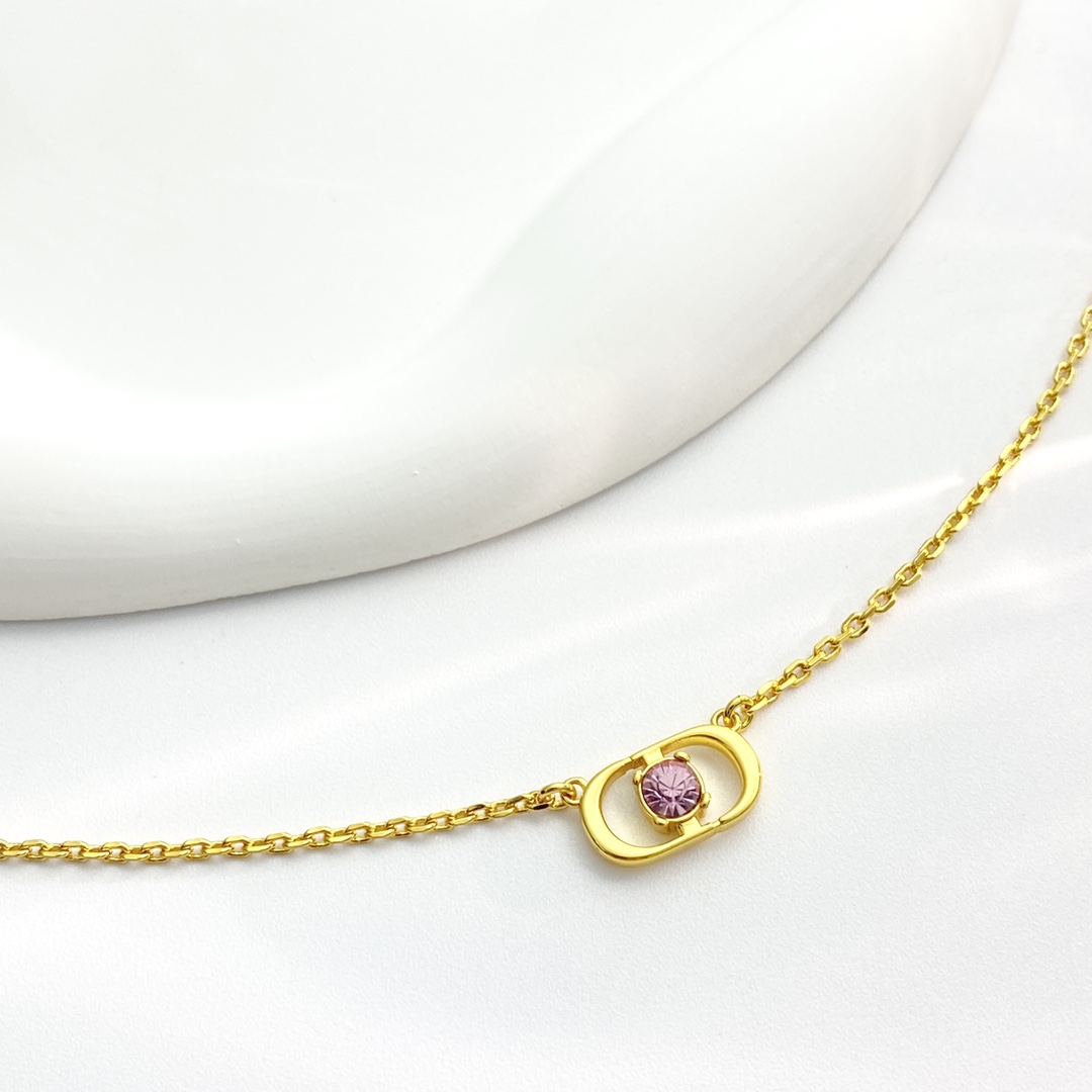 Dior Necklace - FashionPlug
