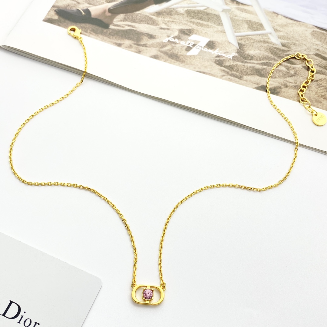 Dior Necklace - FashionPlug
