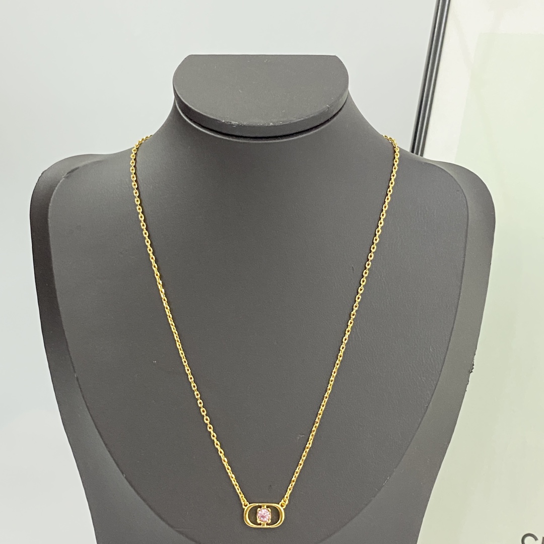 Dior Necklace - FashionPlug