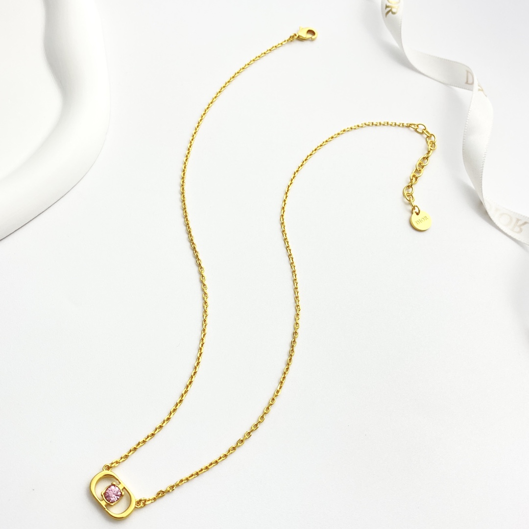 Dior Necklace - FashionPlug