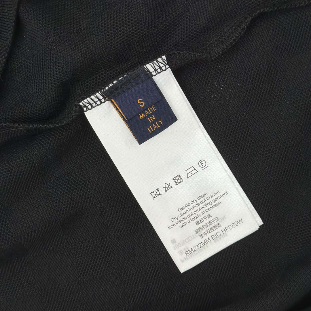 Louis Vuitton Signature Patch Cotton T-Shirt   1AGJZF - FashionPlug