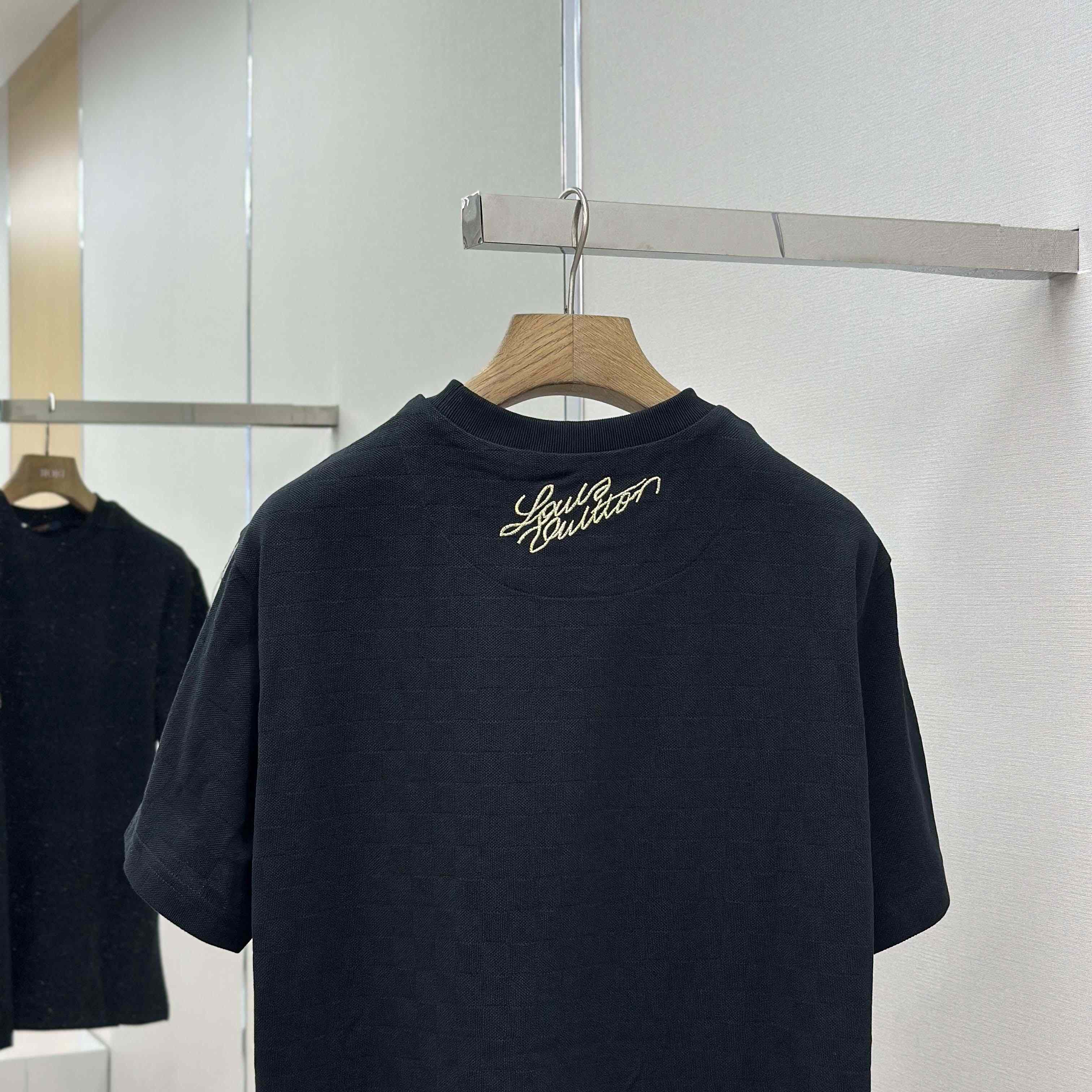 Louis Vuitton Signature Patch Cotton T-Shirt   1AGJZF - FashionPlug