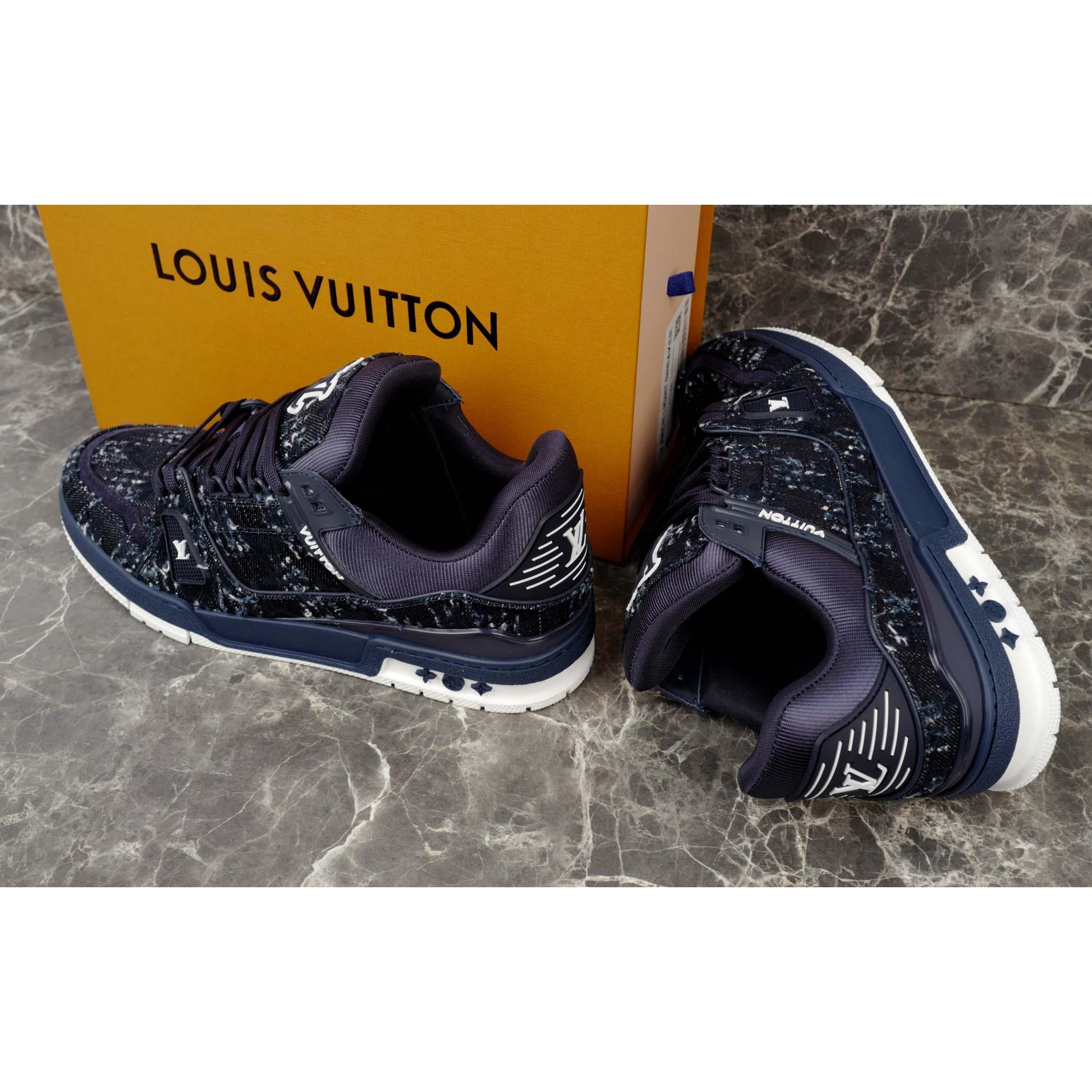 Louis Vuitton LV Trainer Sneaker   1AHWTF - FashionPlug