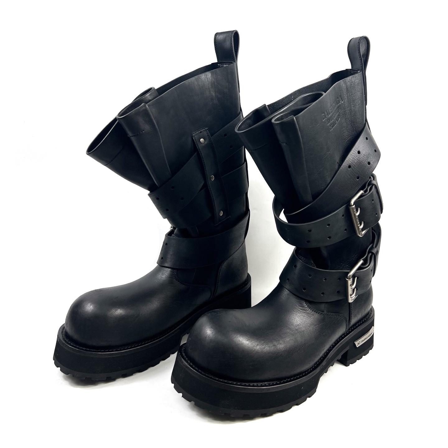 Balenciaga Venom High Boot In Black Calfskin - FashionPlug