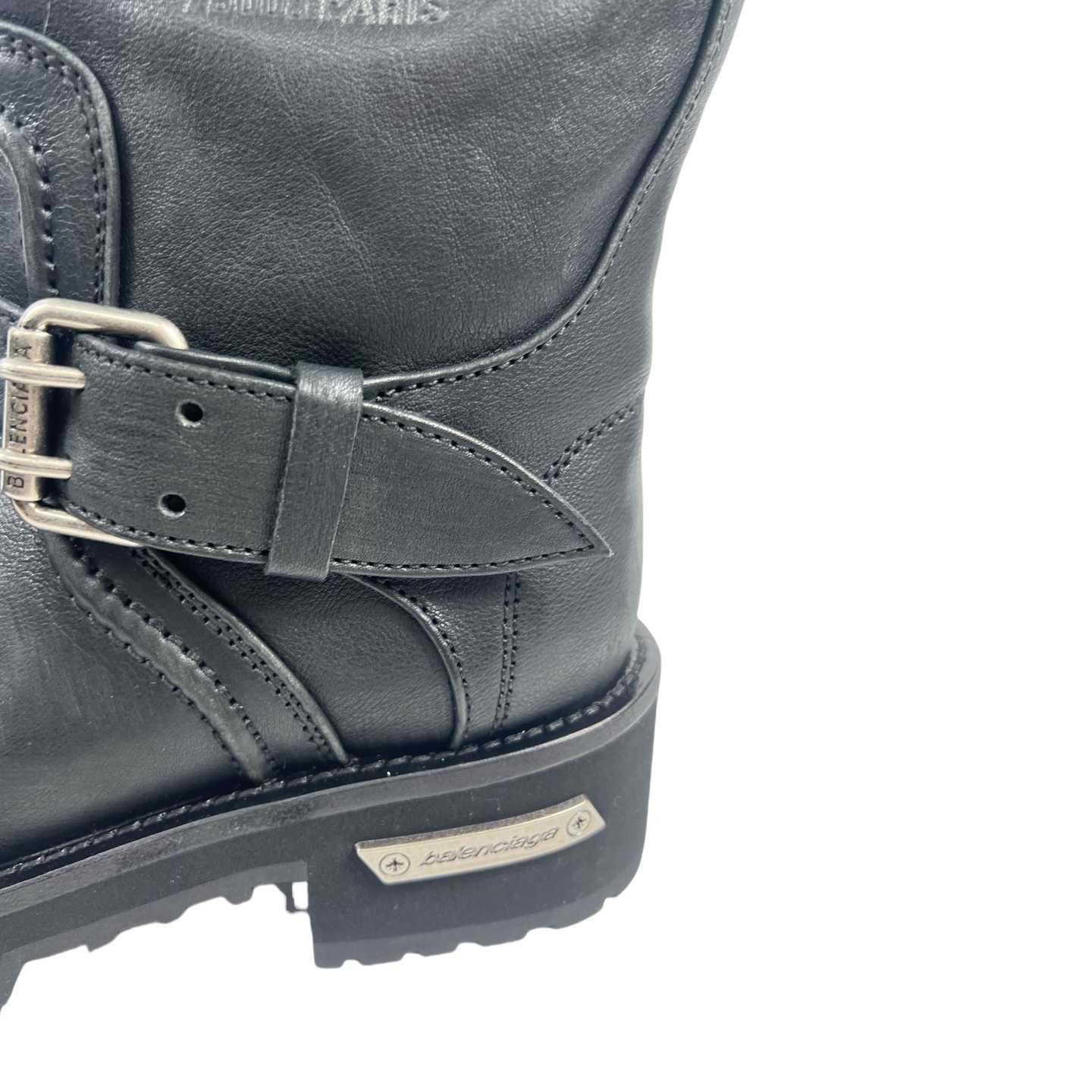 Balenciaga Venom Boots - FashionPlug