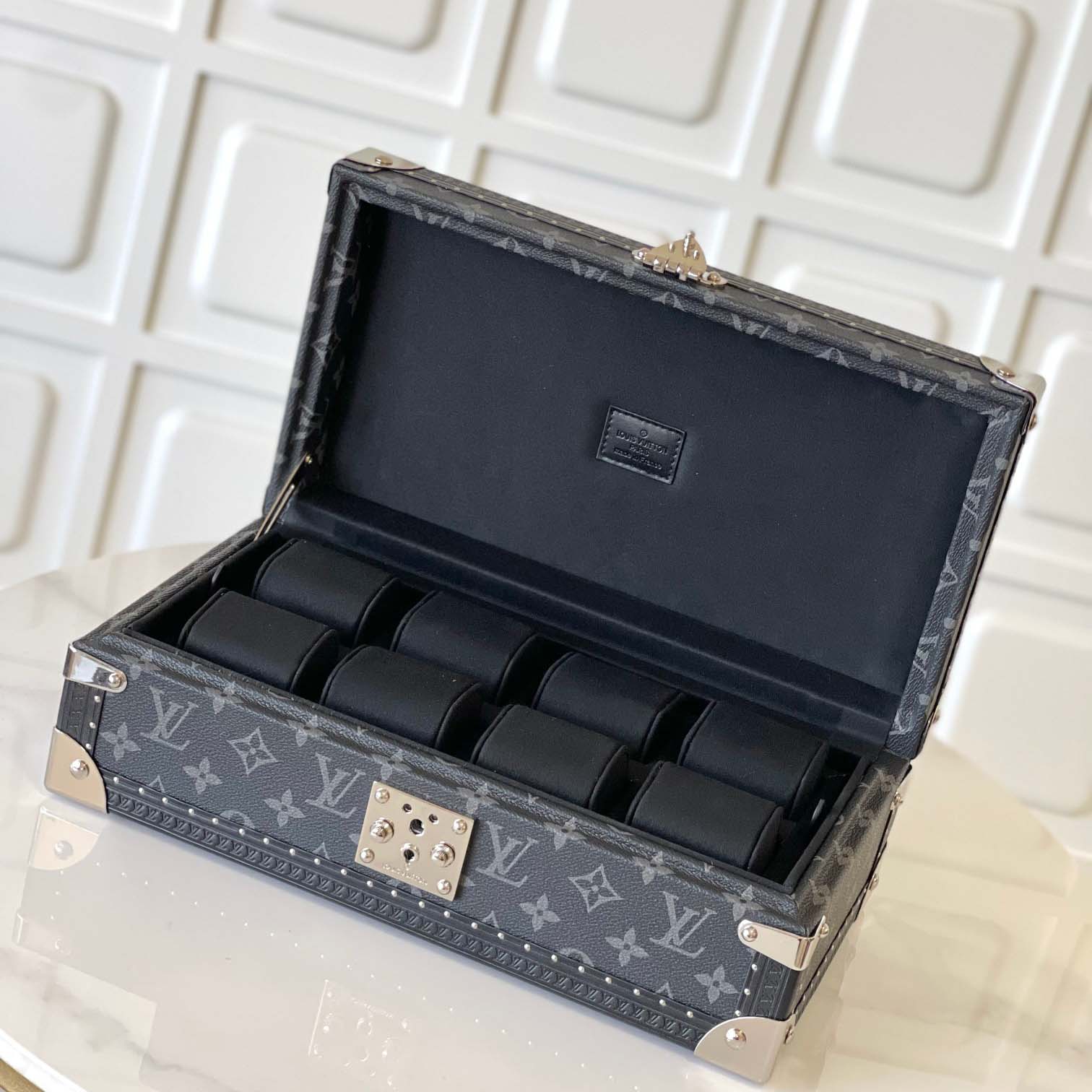 Louis Vuitton Coffret 8 Montres   - FashionPlug