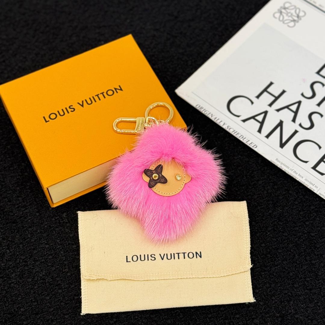 Louis Vuitton Vivienne Fur Key Holder   M01447 - FashionPlug