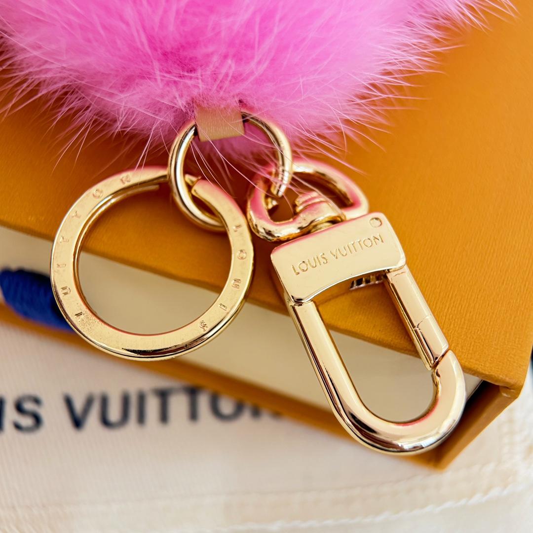 Louis Vuitton Vivienne Fur Key Holder   M01447 - FashionPlug