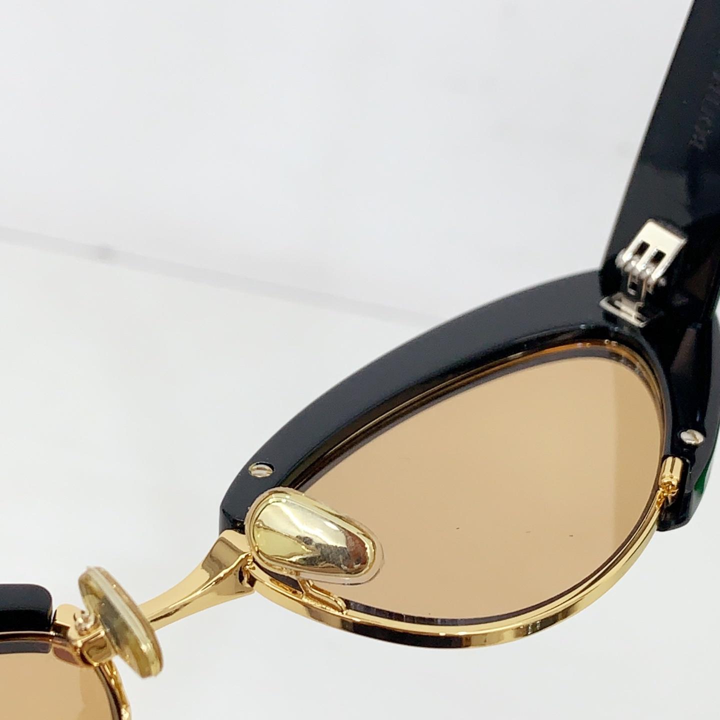 Bottega Veneta Angle Cat Eye Sunglasses    - FashionPlug
