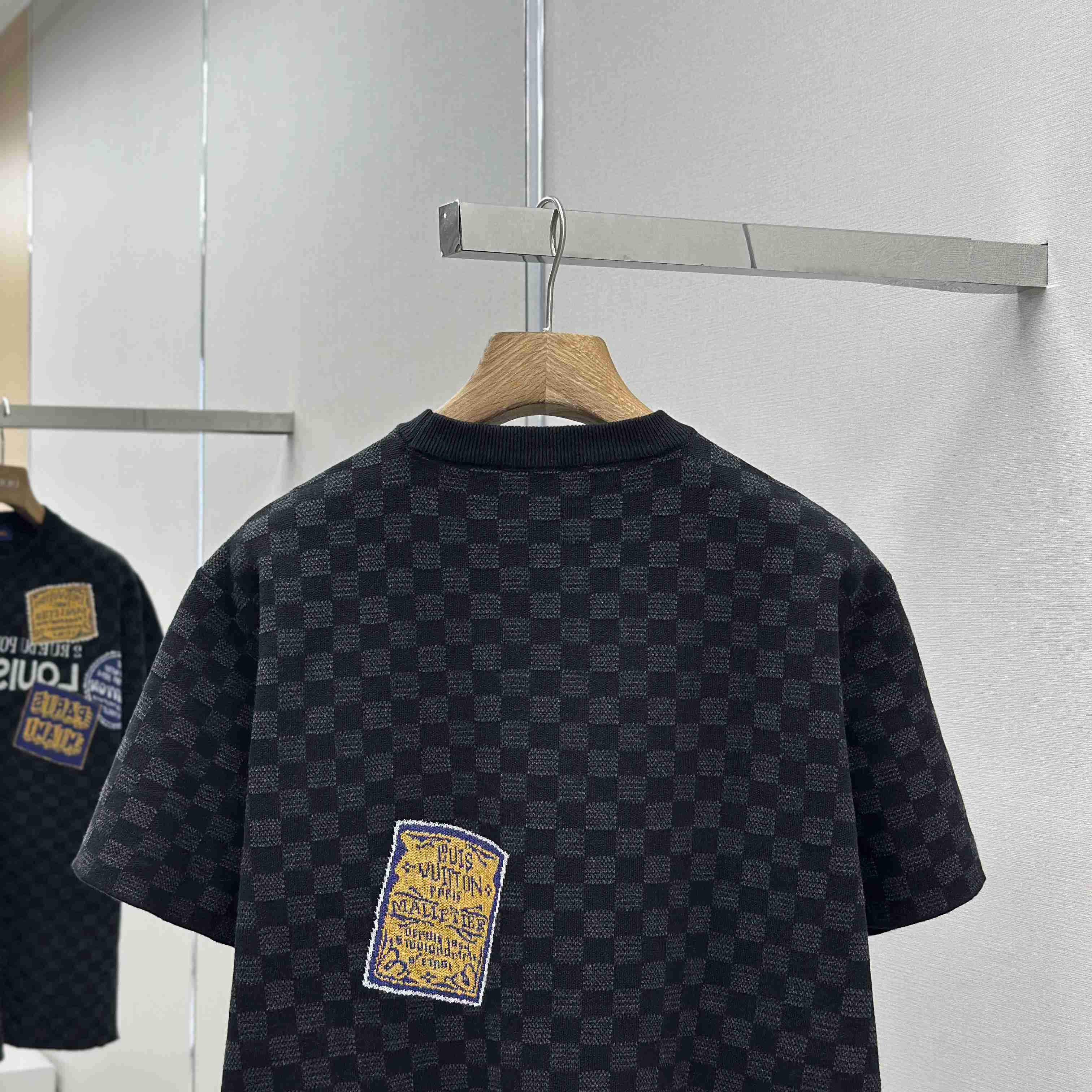Louis Vuitton Jersey Jacquard T-Shirt   1AHW57 - FashionPlug